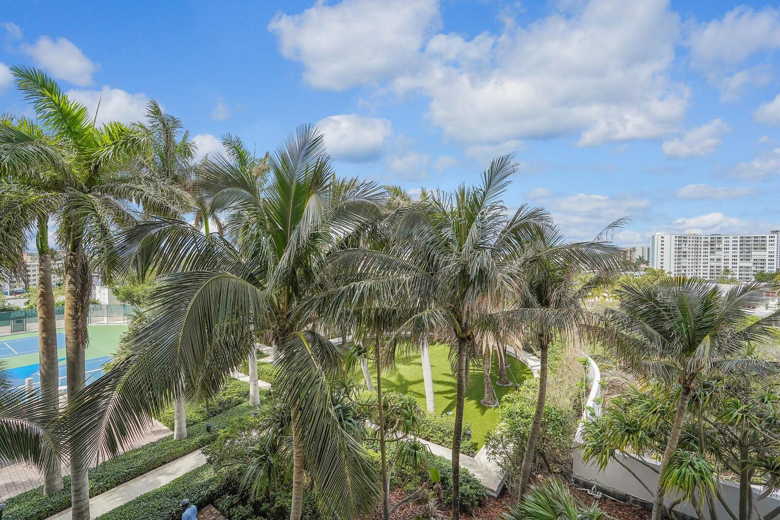 1 N Ocean Boulevard 607 Property Photo 41