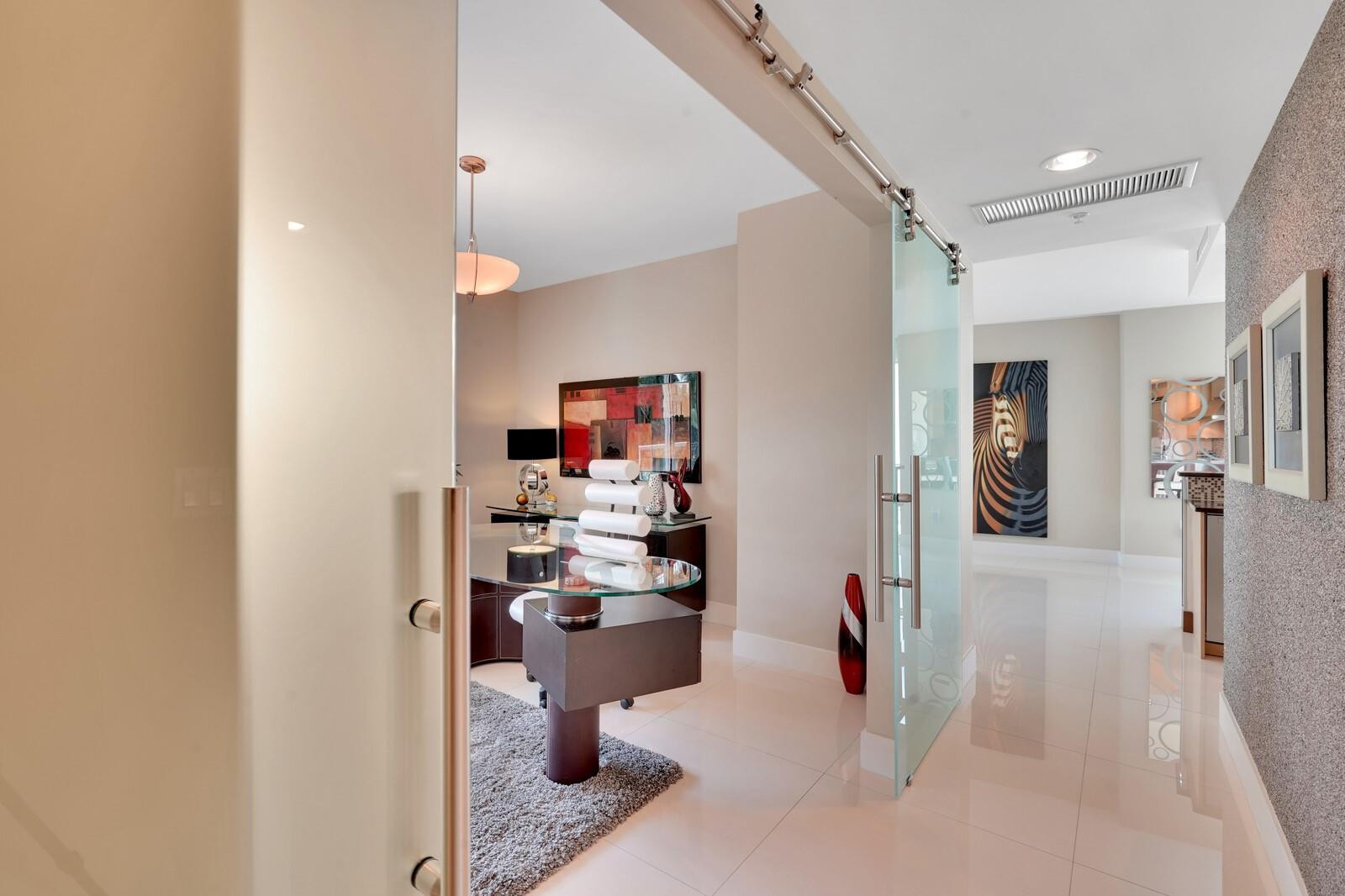 1 N Ocean Boulevard 607 Property Photo 45