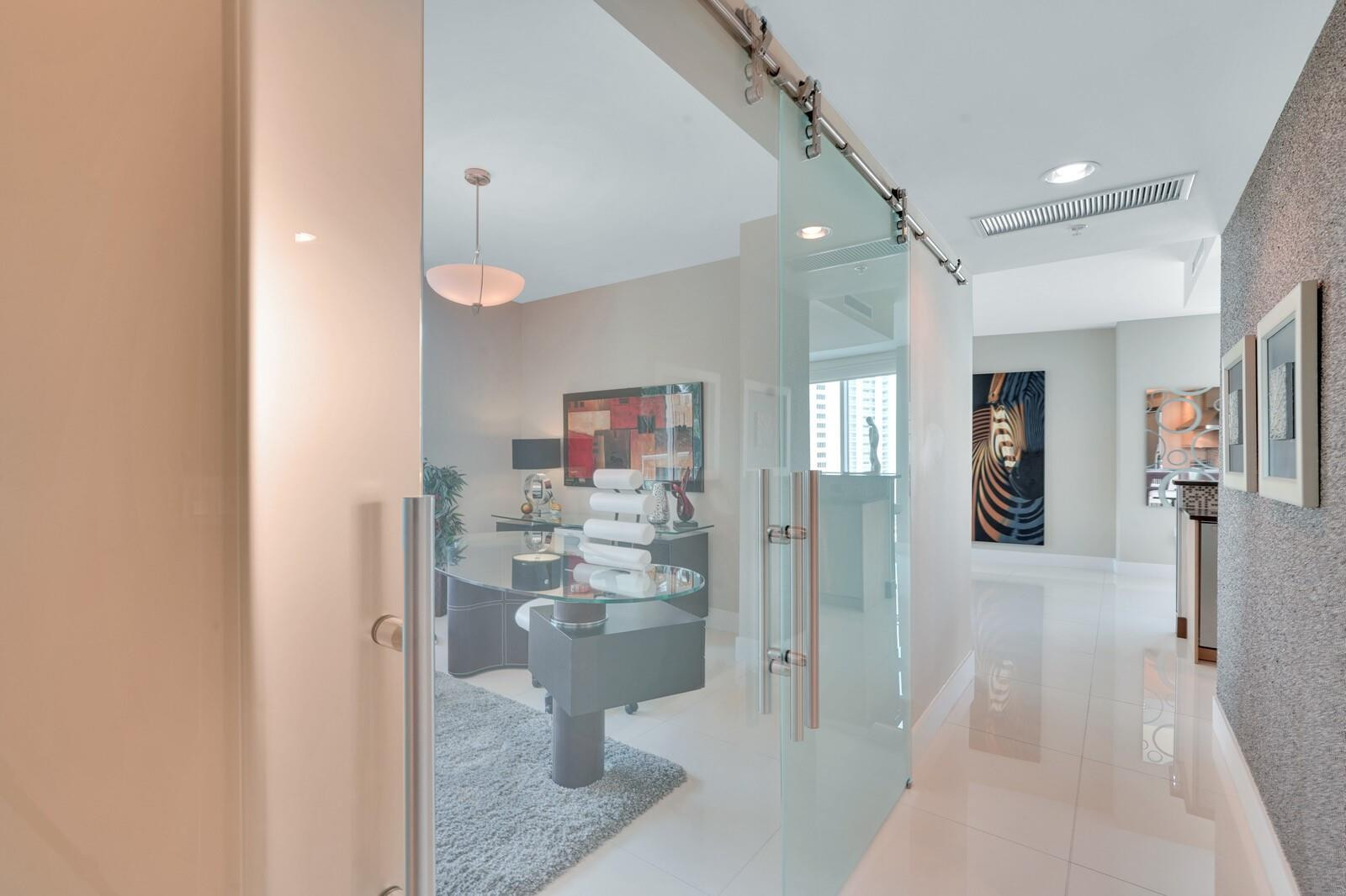 1 N Ocean Boulevard 607 Property Photo 46