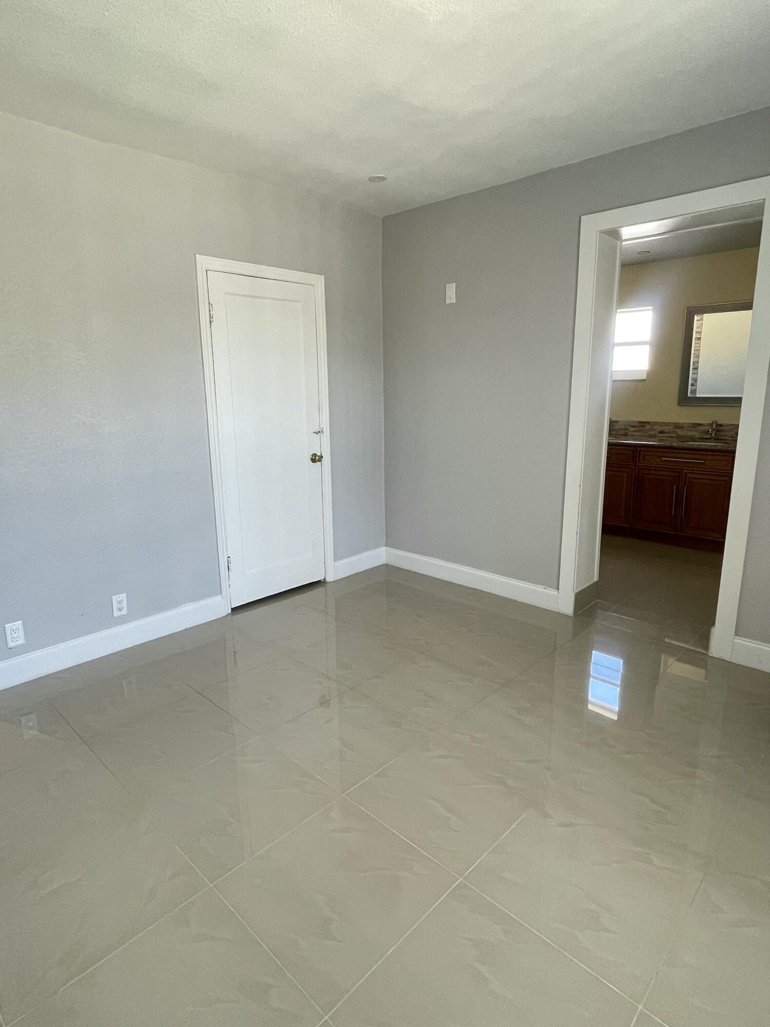 255 Foresteria Drive Property Photo 6