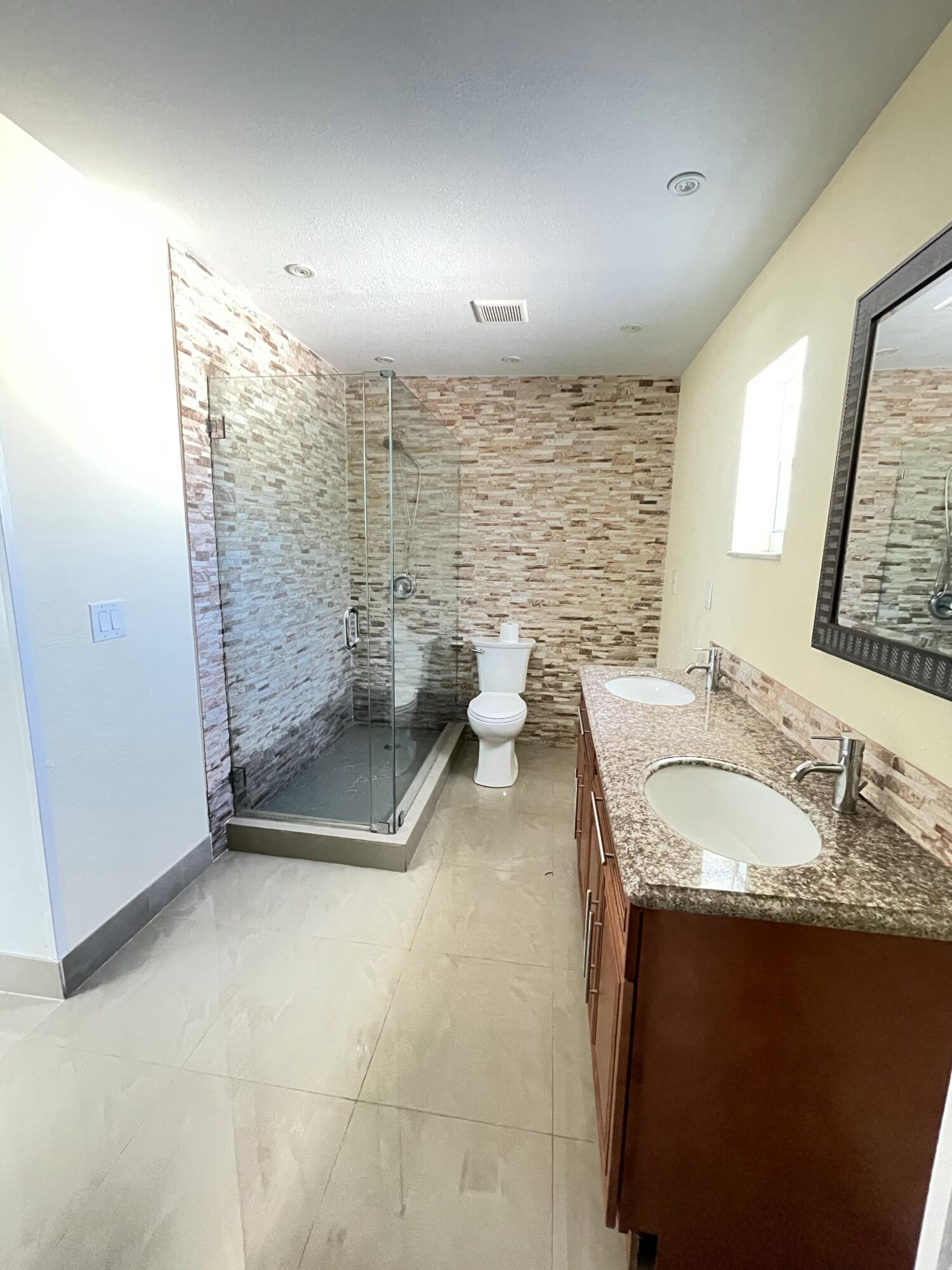 255 Foresteria Drive Property Photo 7