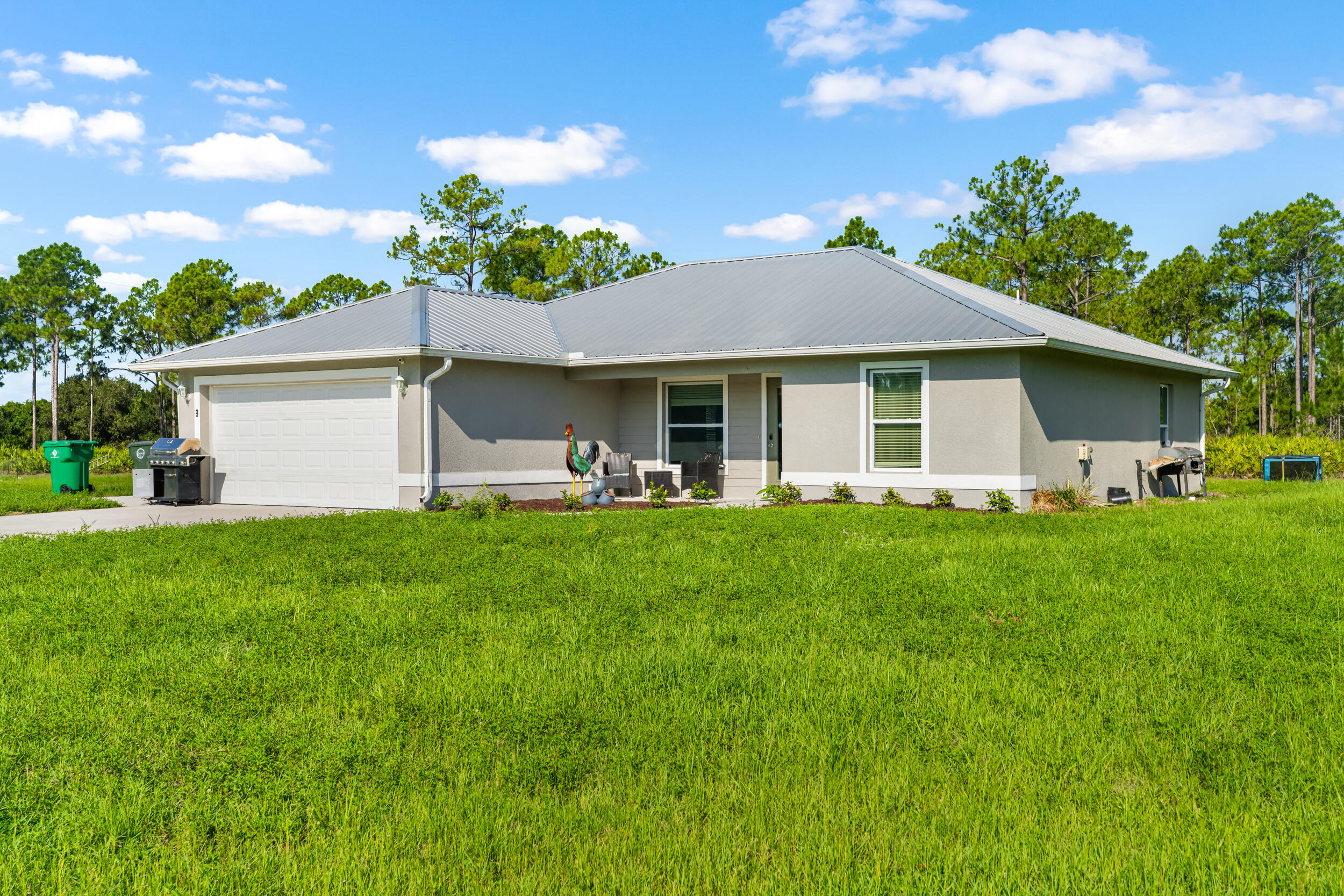 2872 Secretariat Drive Property Photo 6