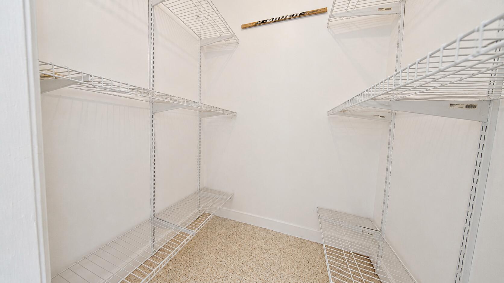420 Se 4th Court Property Photo 25