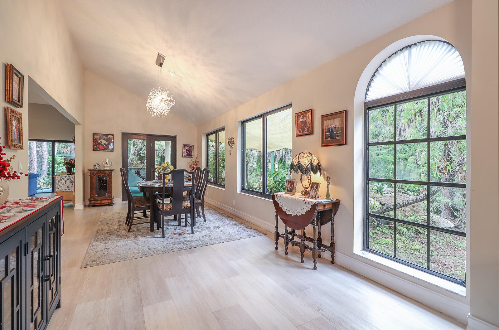 8259 155th Place N Property Photo 10