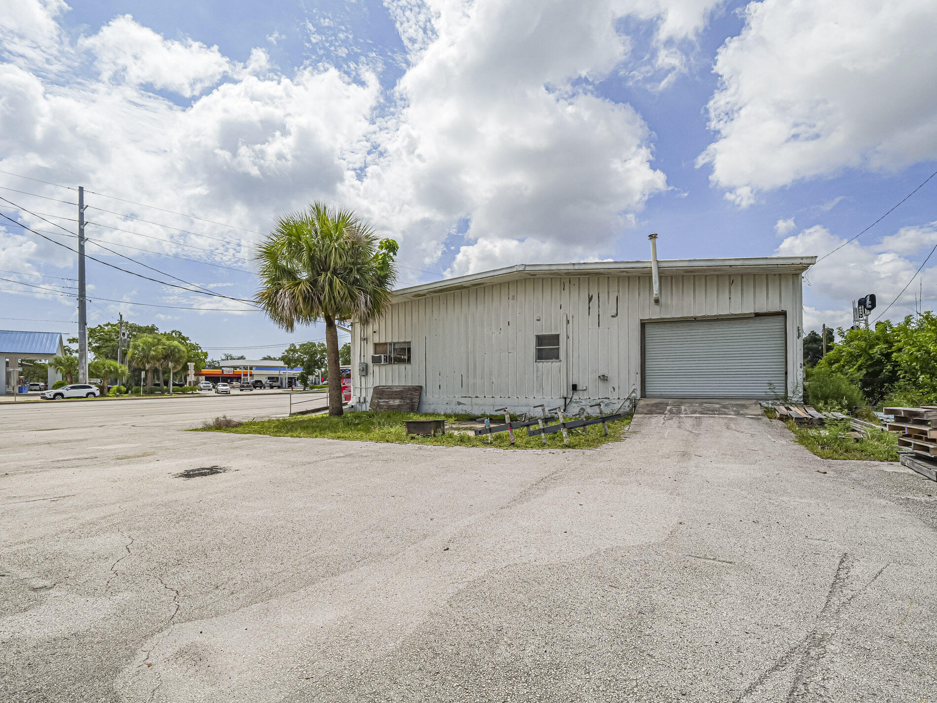 415 S Us Highway 1 Property Photo 18