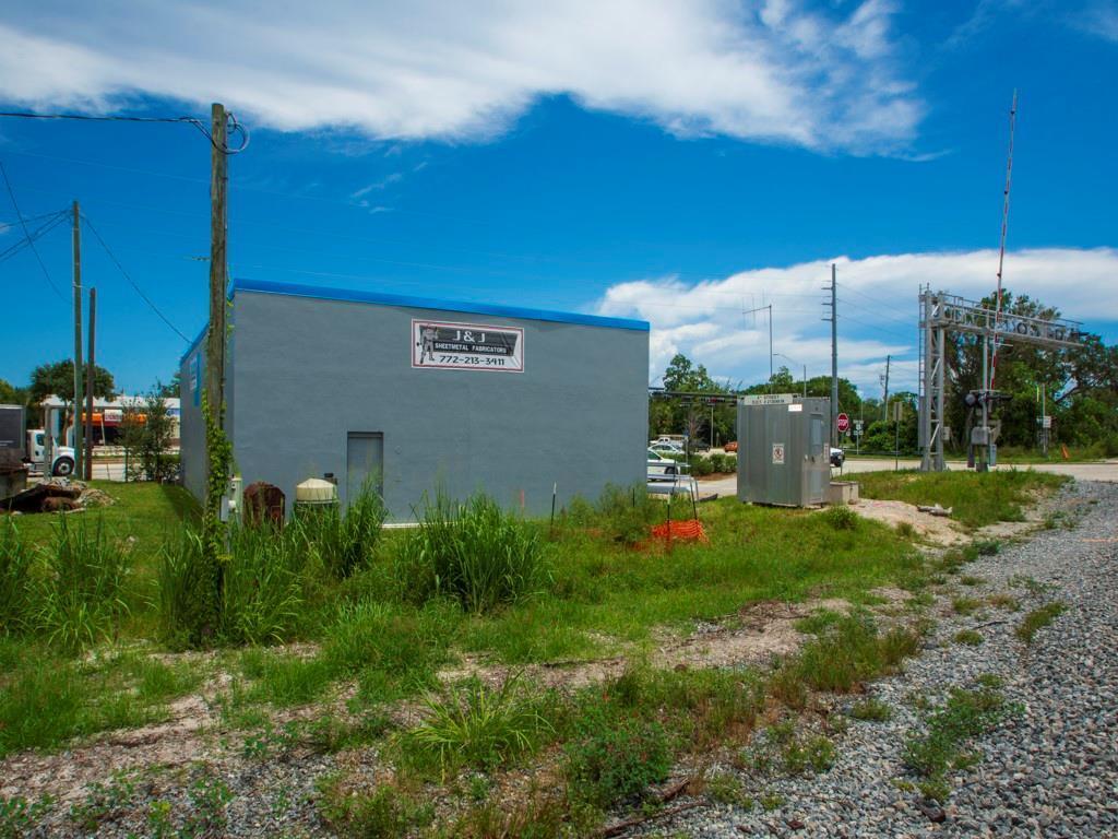 415 S Us Highway 1 Property Photo 33