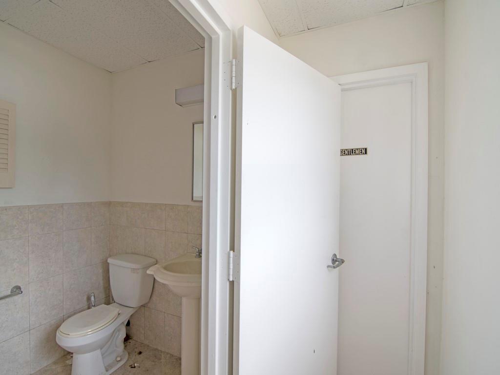 415 S Us Highway 1 Property Photo 35