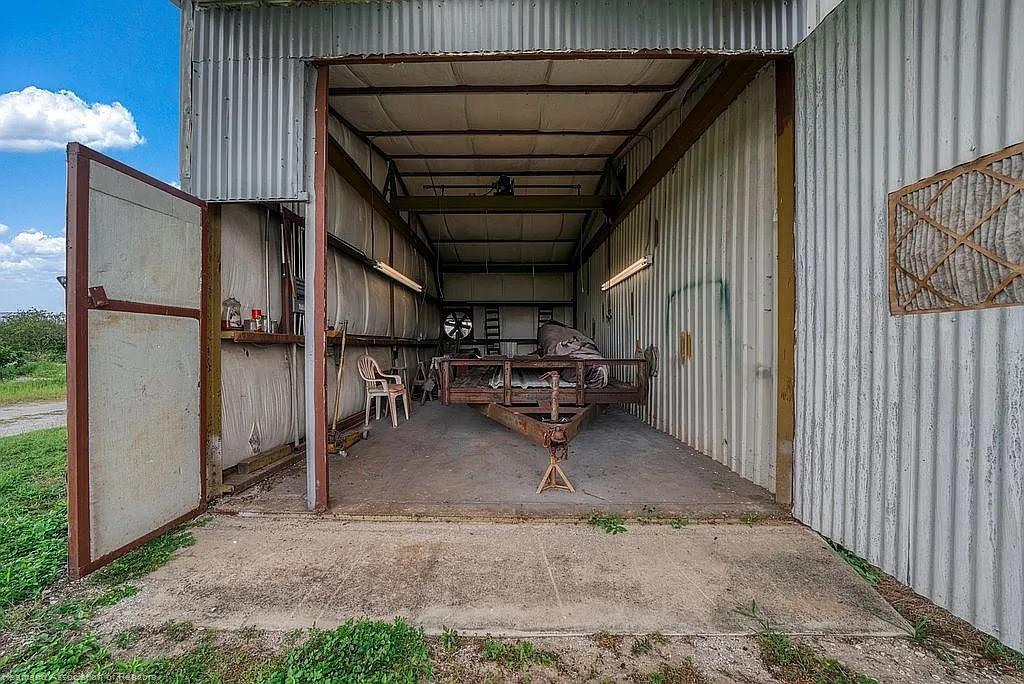 115 Heinley Road Property Photo 26