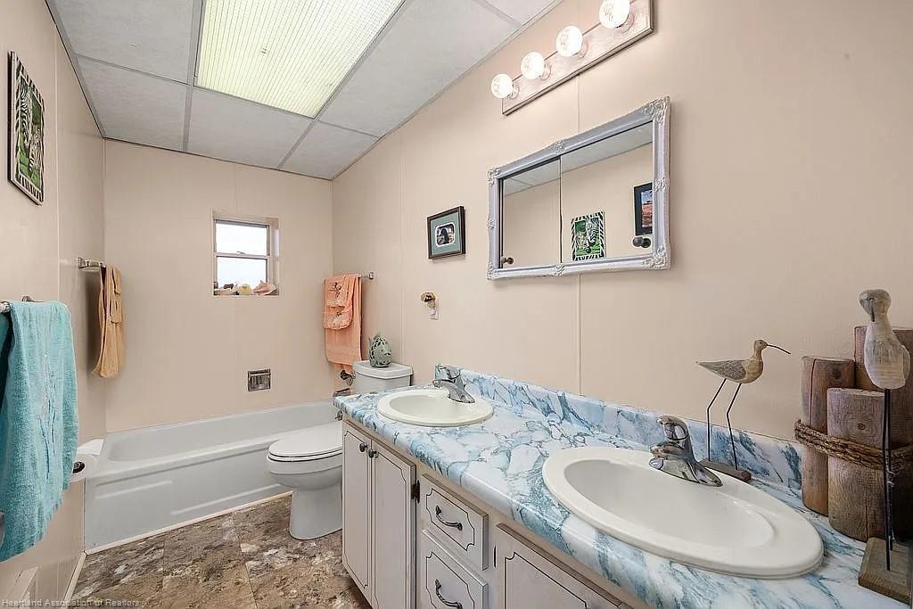 115 Heinley Road Property Photo 33