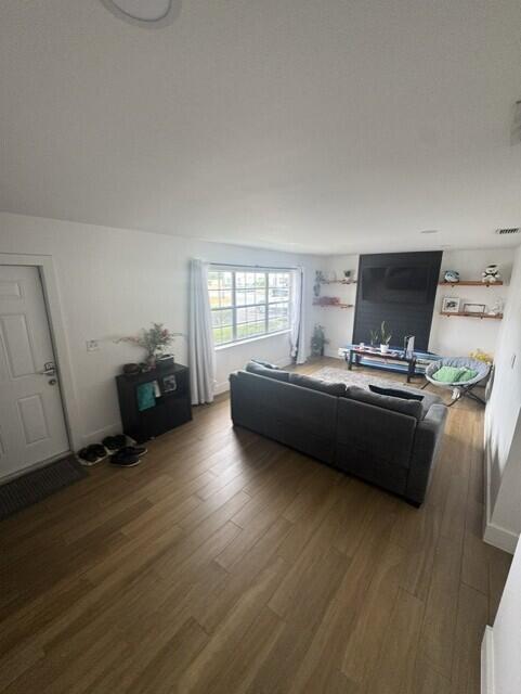 1829 Sw 81st Way 5 Property Photo 5