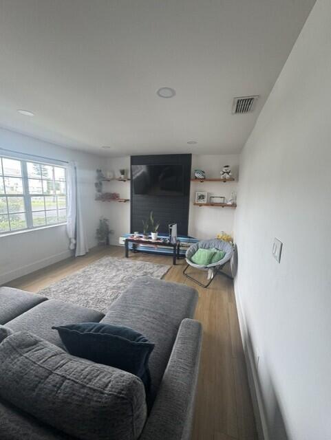 1829 Sw 81st Way 5 Property Photo 6