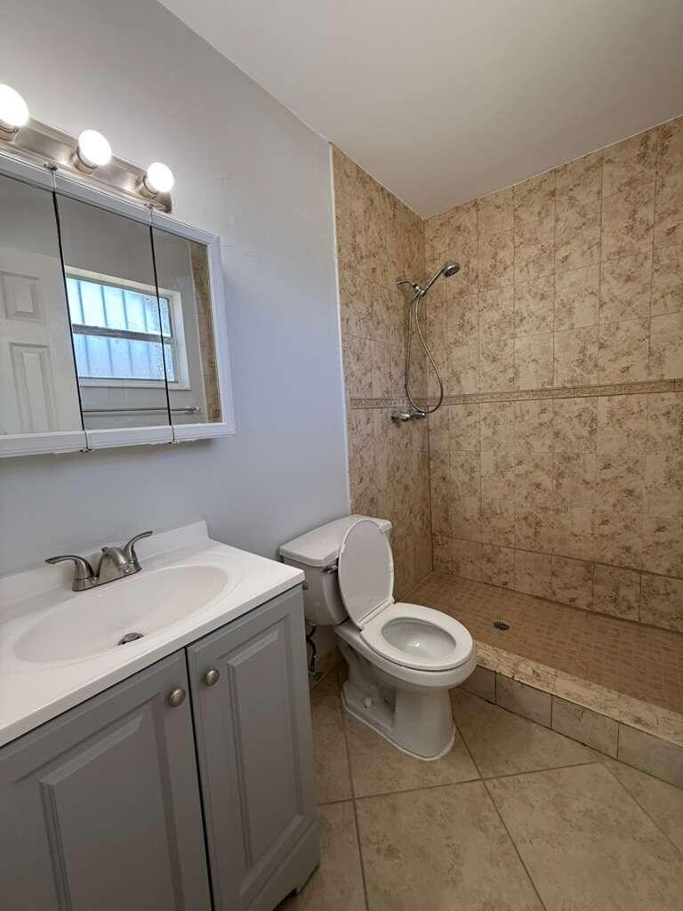 516 Nw 179th Street Property Photo 11
