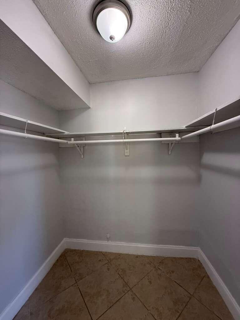 516 Nw 179th Street Property Photo 16