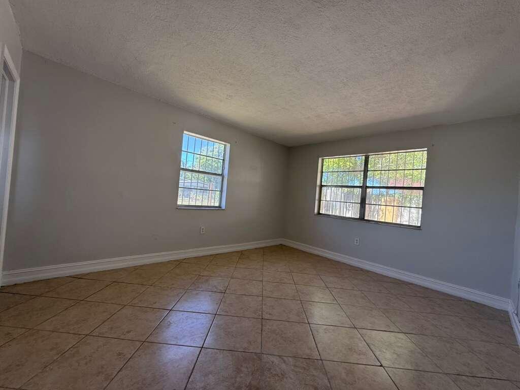 516 Nw 179th Street Property Photo 18