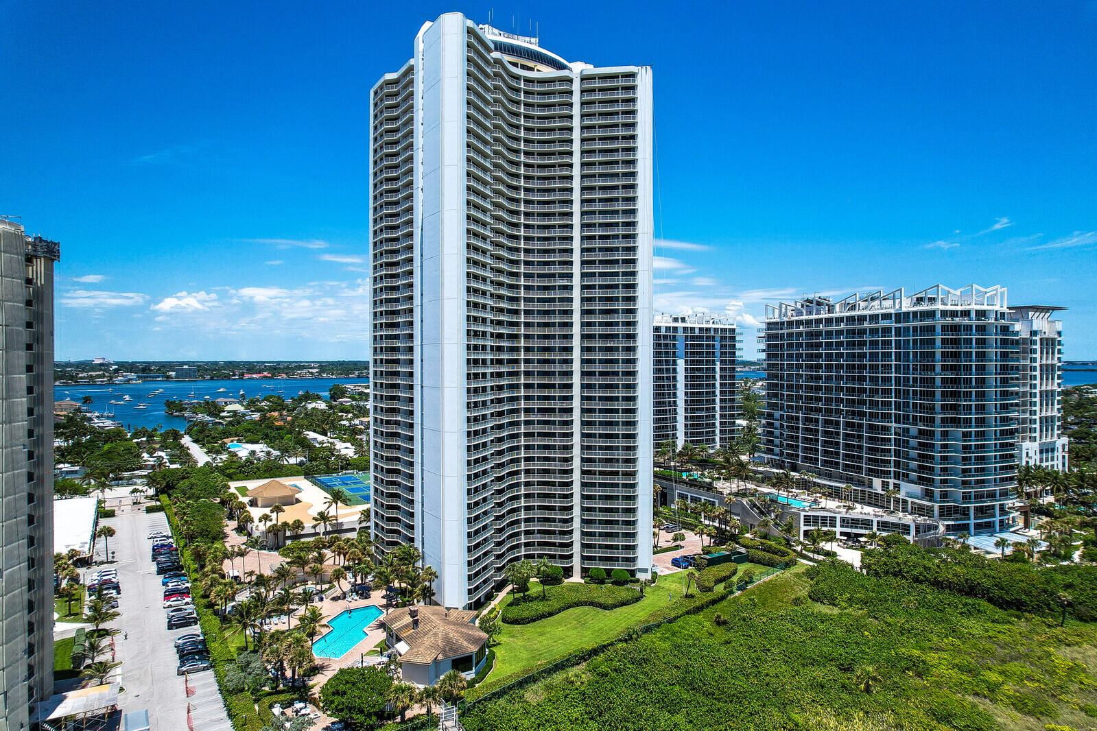 3000 N Ocean Drive 7h Property Photo 53