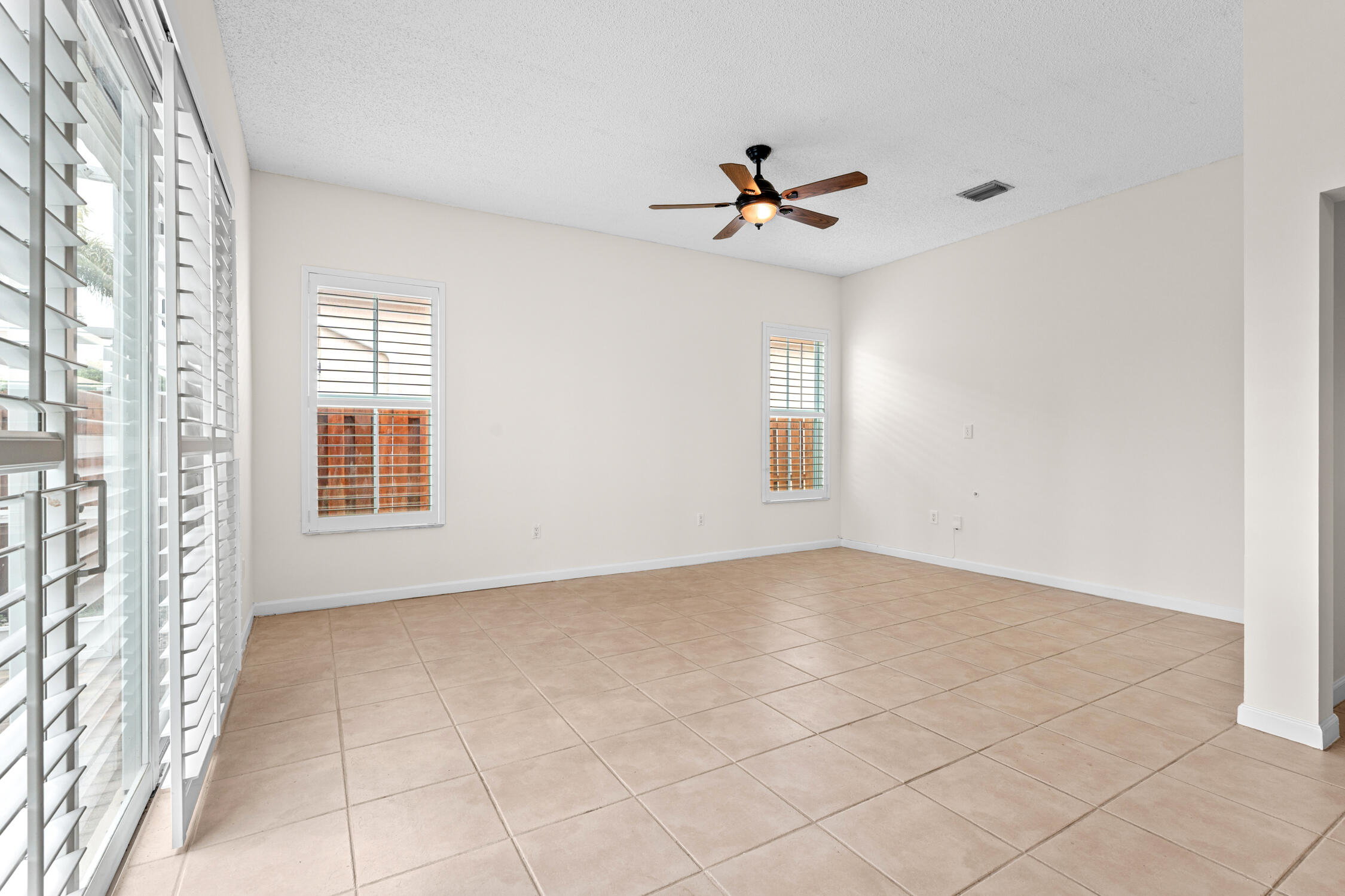 376 E Royal Cove Circle Property Photo 14