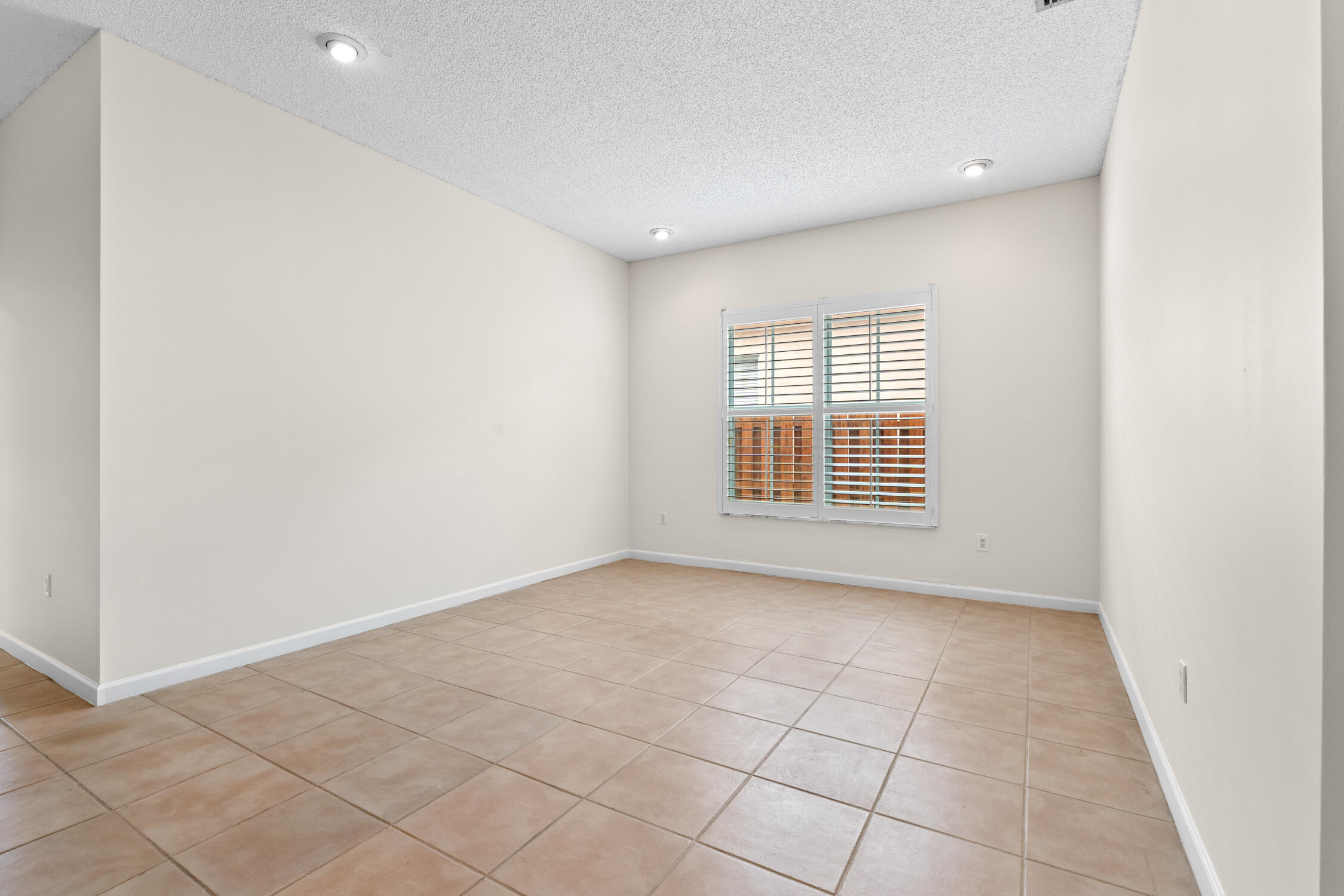 376 E Royal Cove Circle Property Photo 15