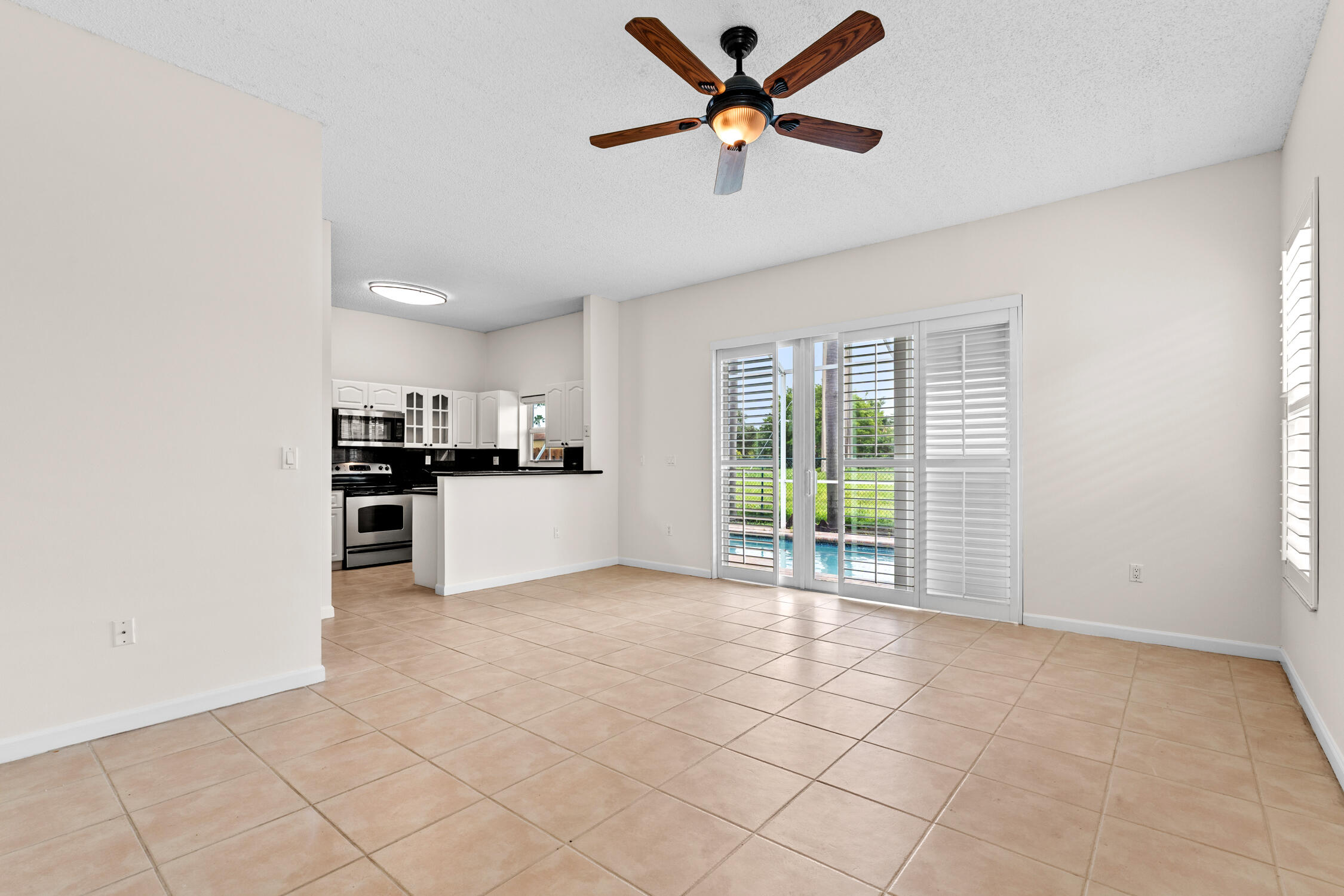 376 E Royal Cove Circle Property Photo 17