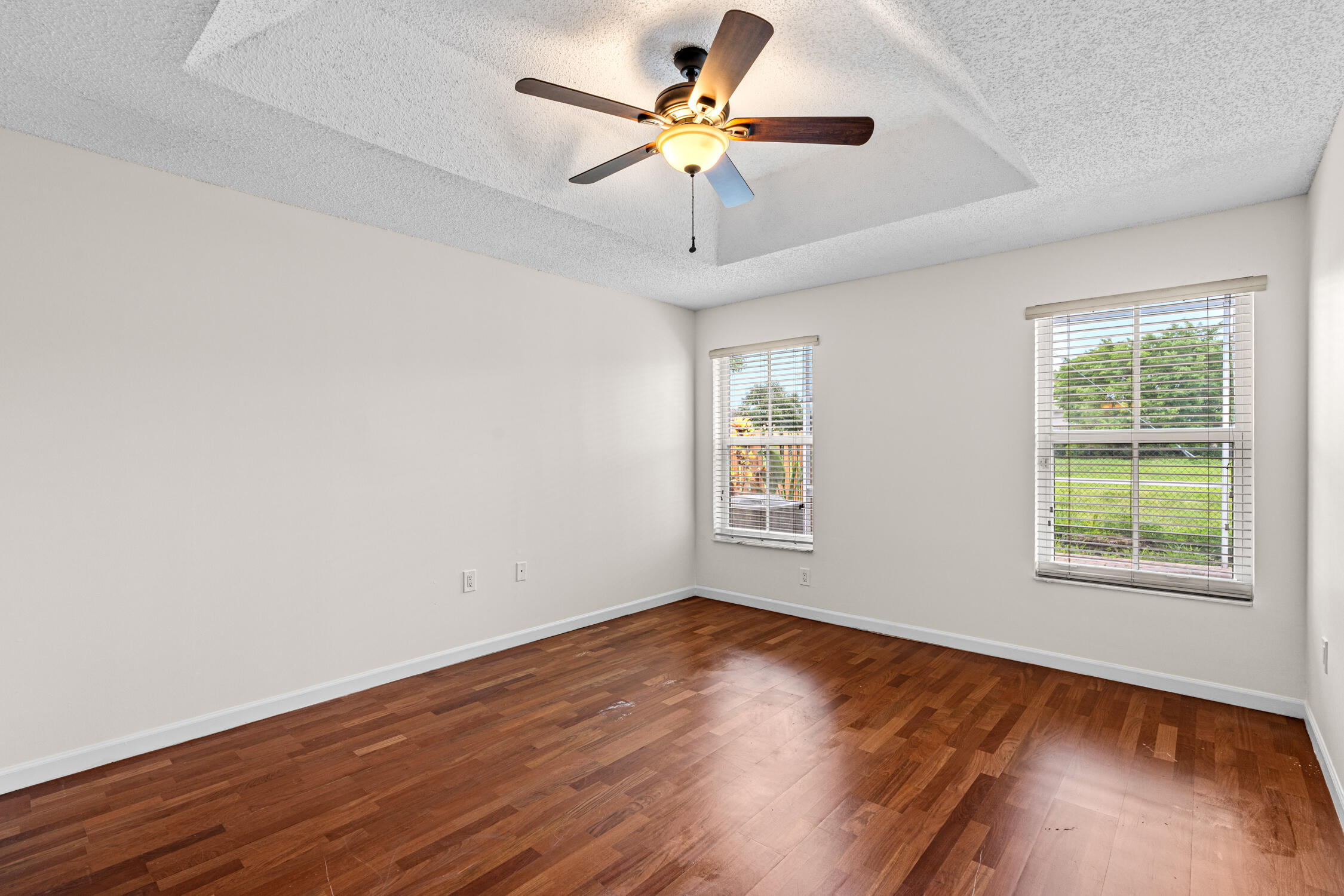376 E Royal Cove Circle Property Photo 23