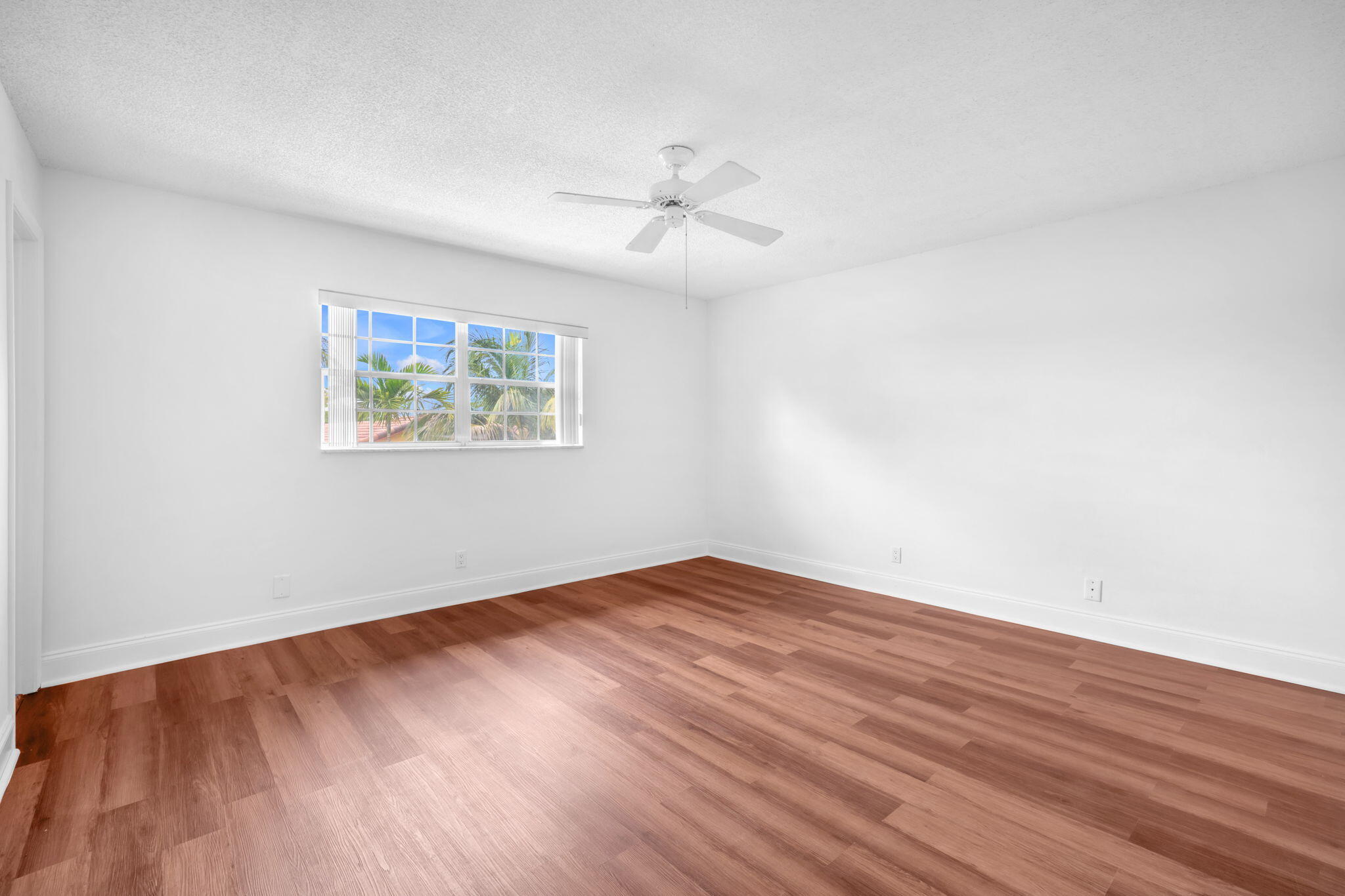8900 W Sample Road 204 Property Photo 14