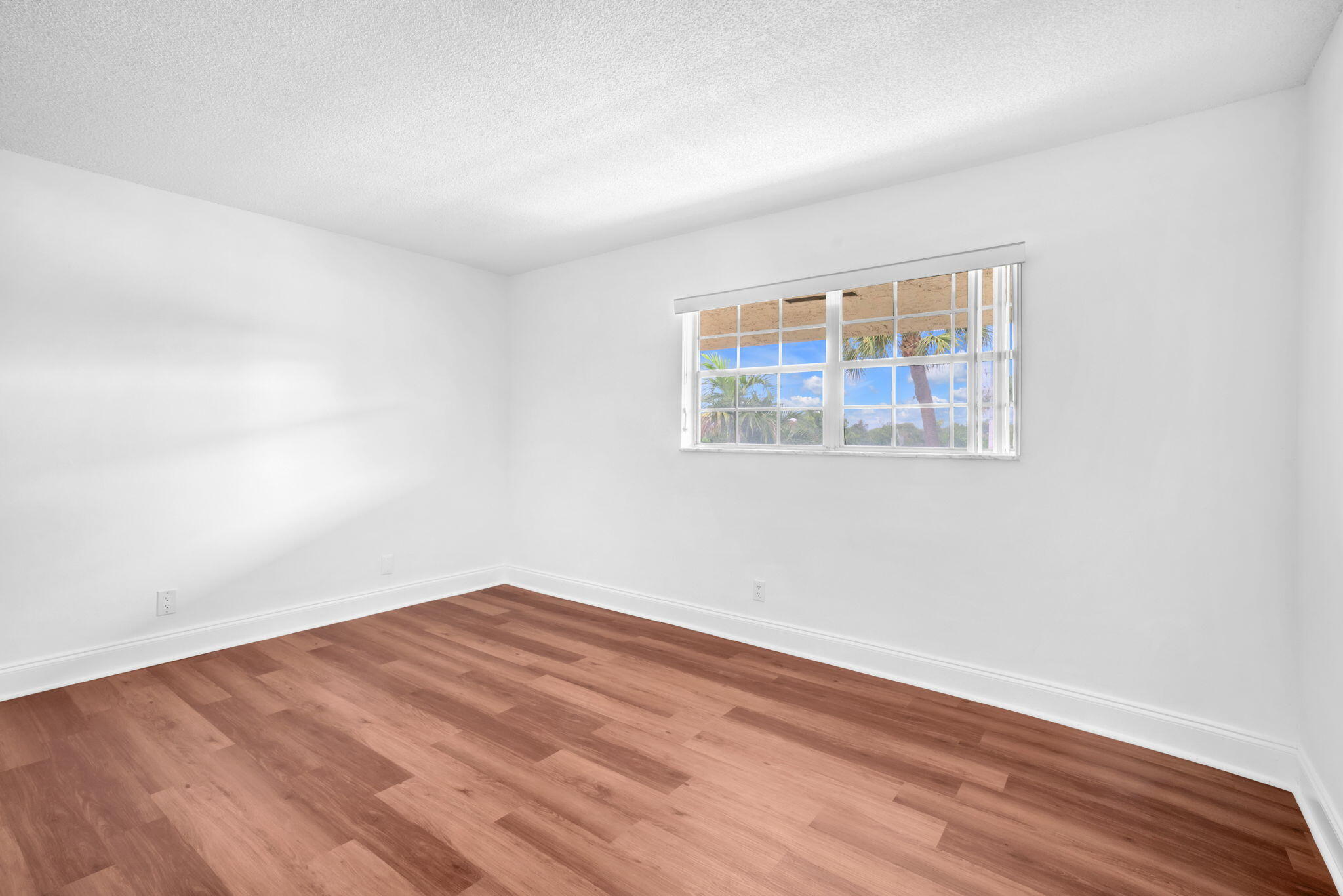 8900 W Sample Road 204 Property Photo 19