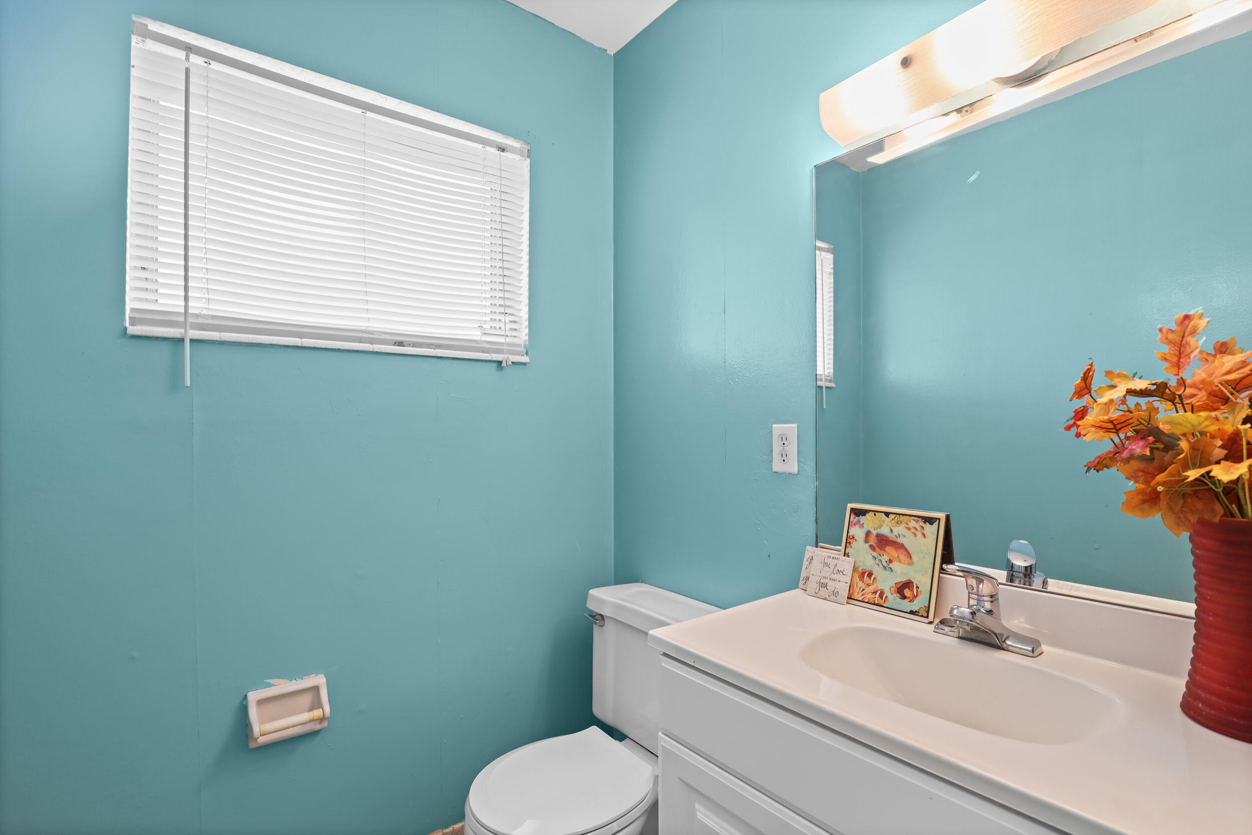 2885 W Ashley Dr Drive W B Property Photo 7