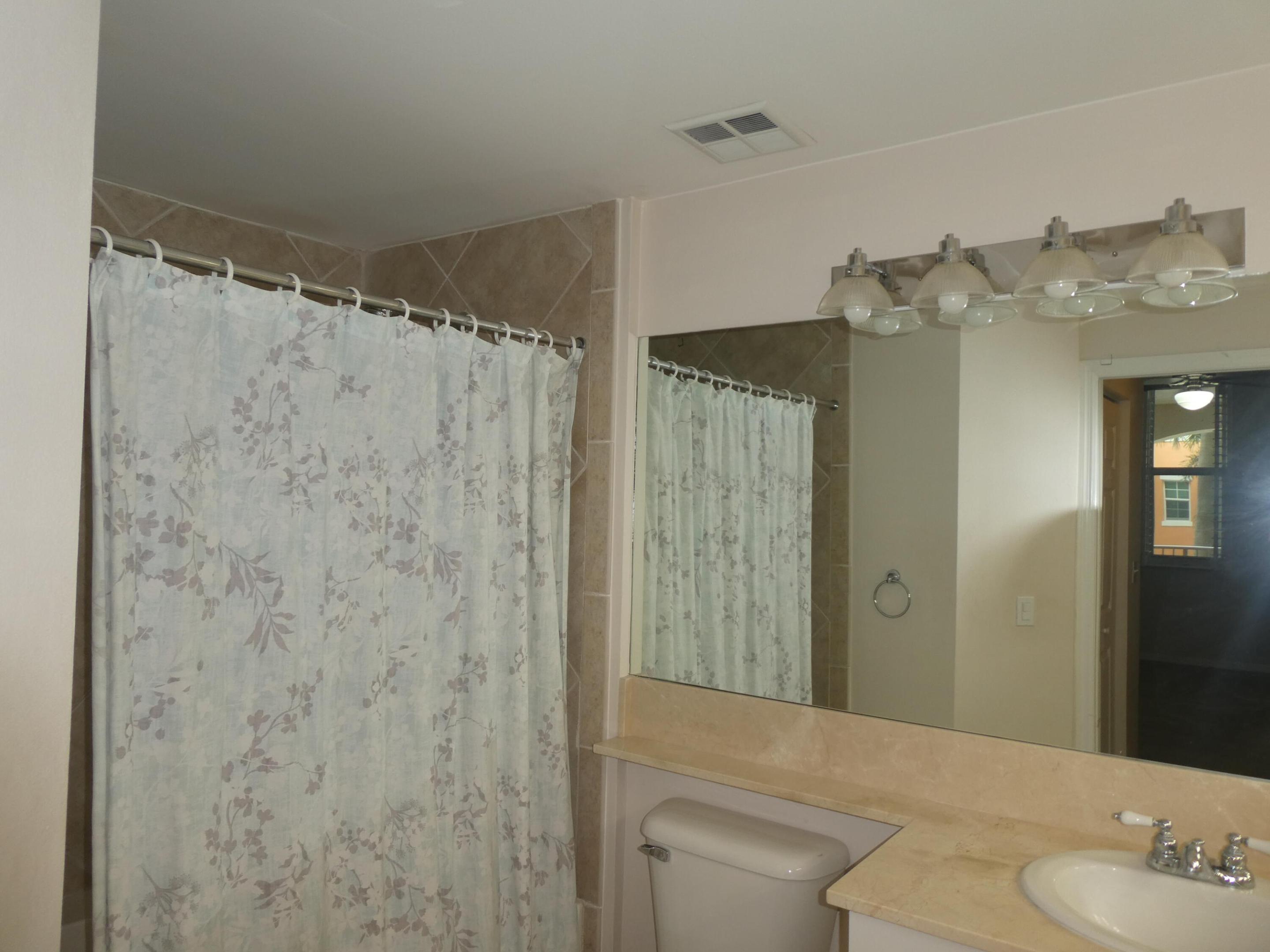 804 E Windward Way 211 Property Photo 14