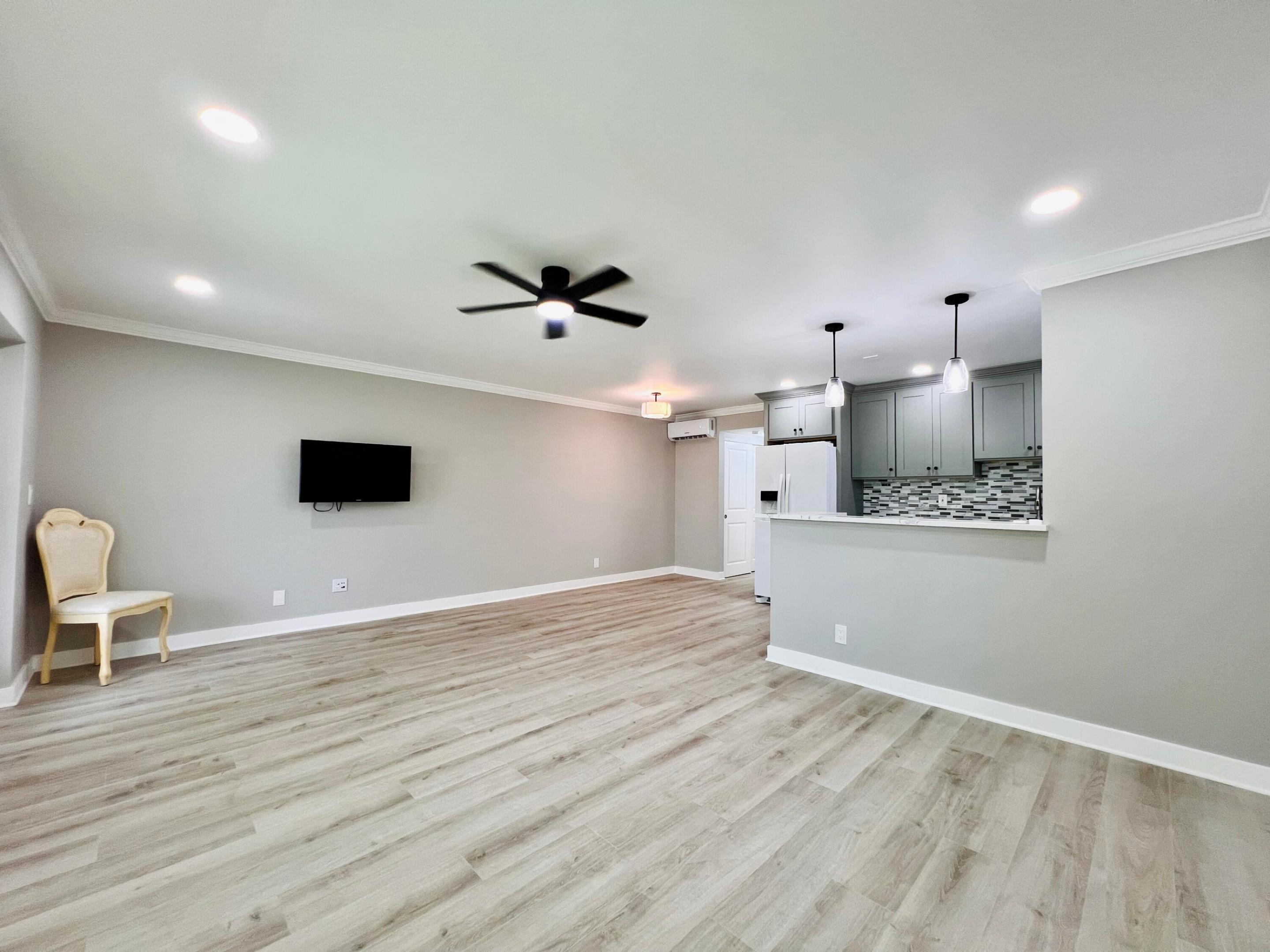 15 Bedford A Property Photo 5