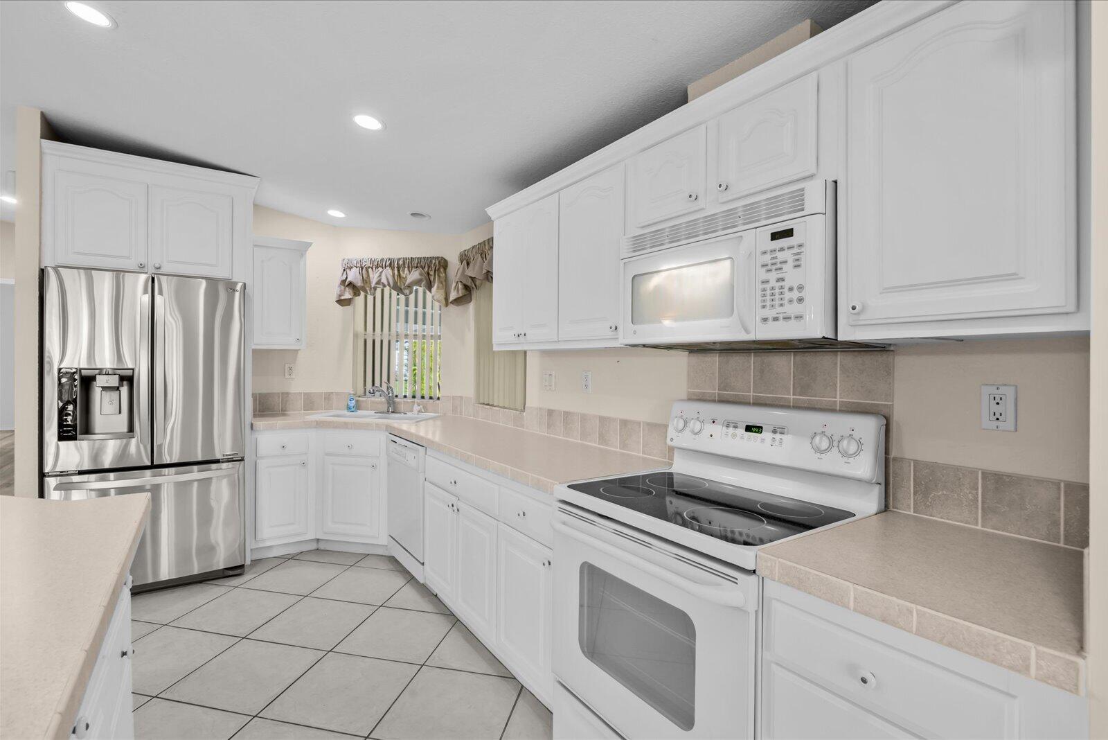 7654 Red Crossbill Court Property Photo 11