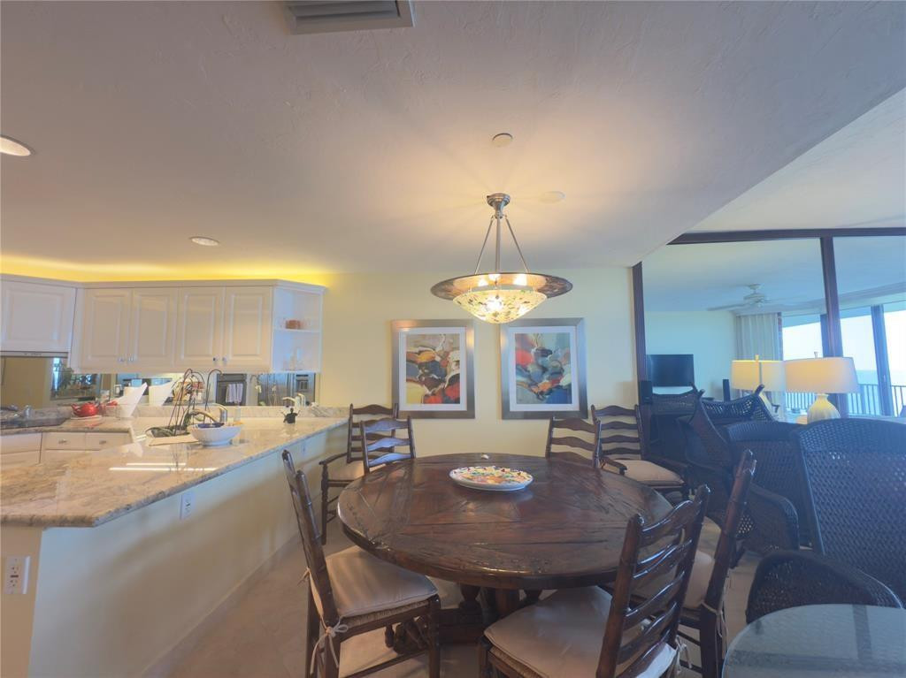 800 Ocean Drive 404 Property Photo 5