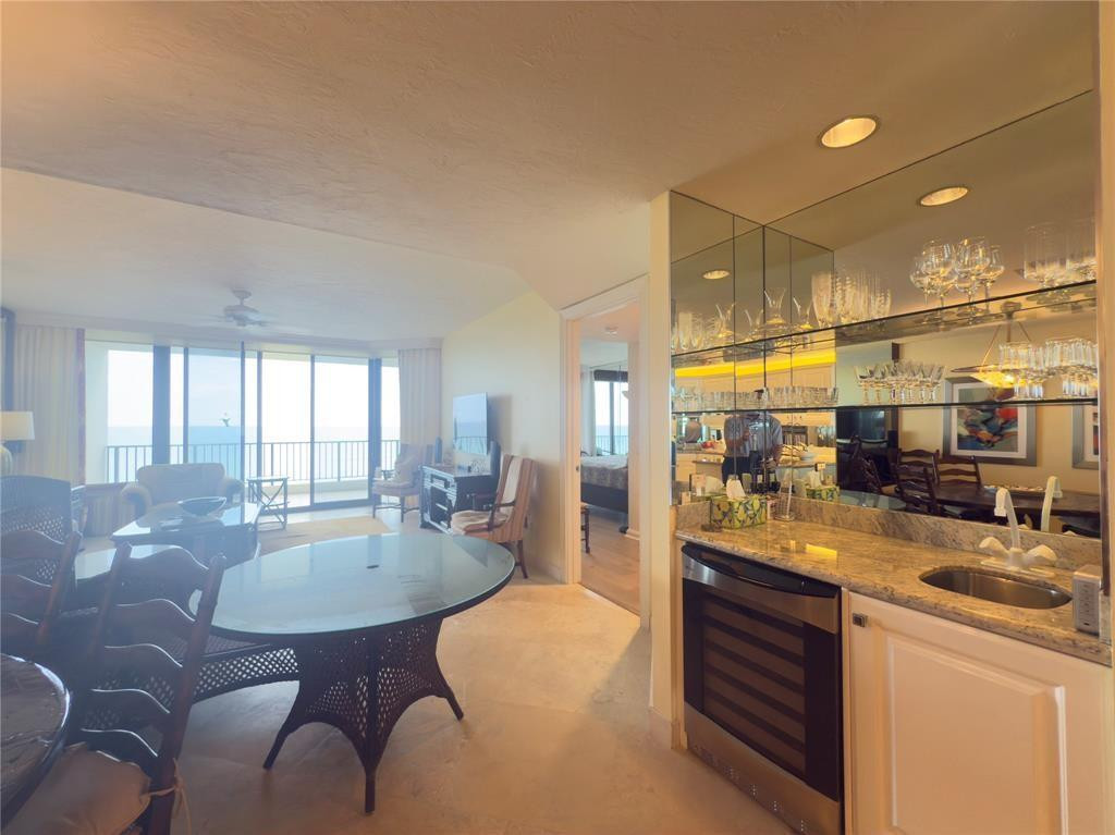 800 Ocean Drive 404 Property Photo 7