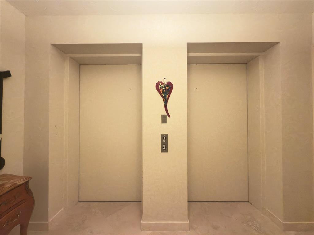 800 Ocean Drive 404 Property Photo 22