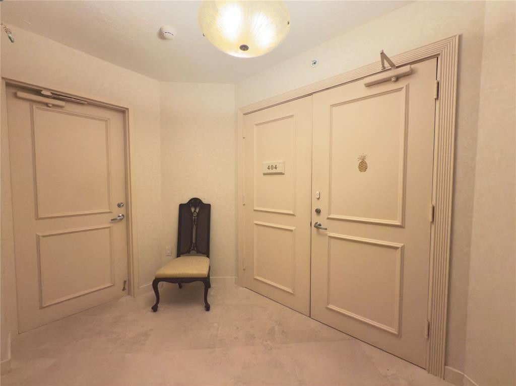 800 Ocean Drive 404 Property Photo 23
