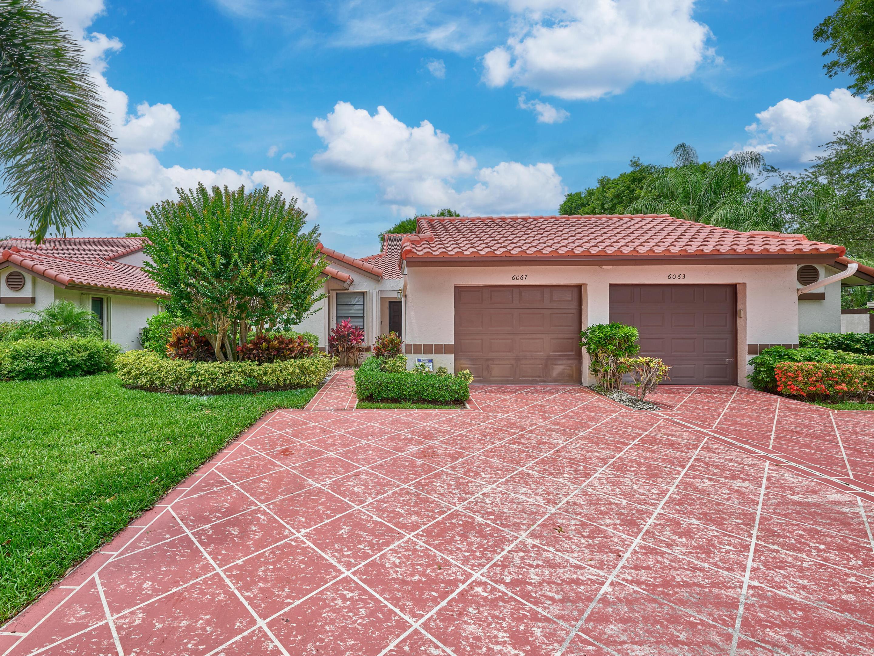 6067 Kings Gate Circle Property Photo 1