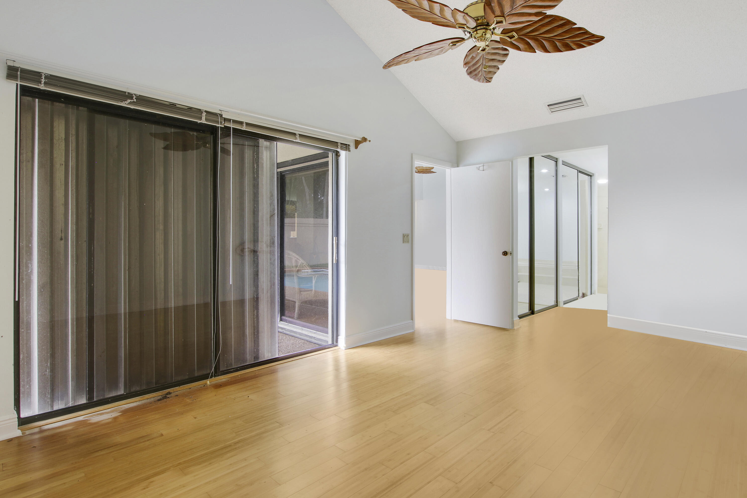 111 Seashore Drive Property Photo 12