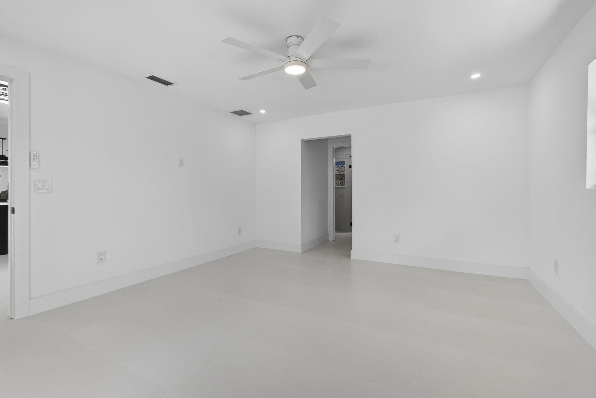 8111 W Lake Drive Property Photo 29
