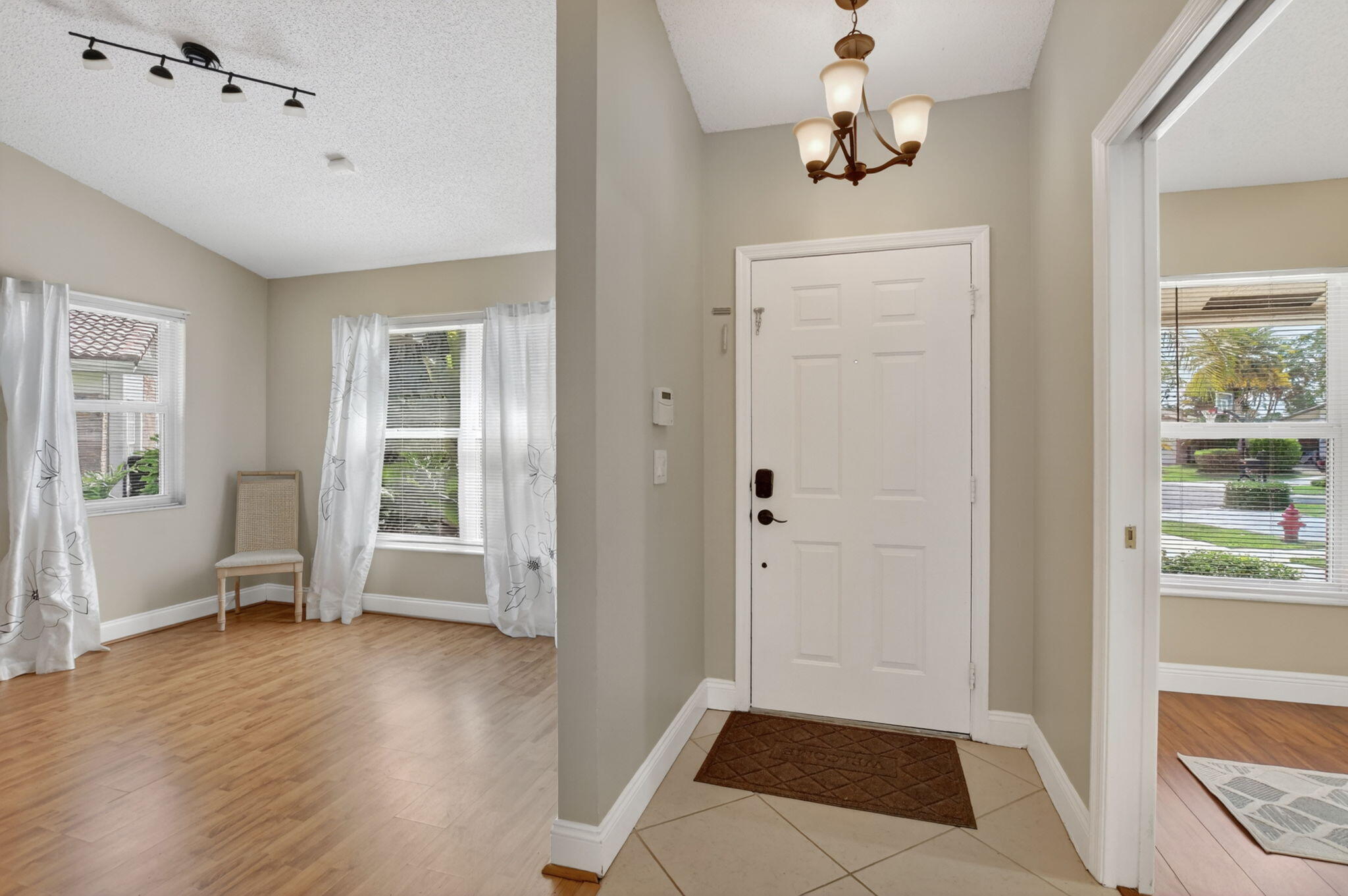 10065 Camelback Lane Property Photo 20