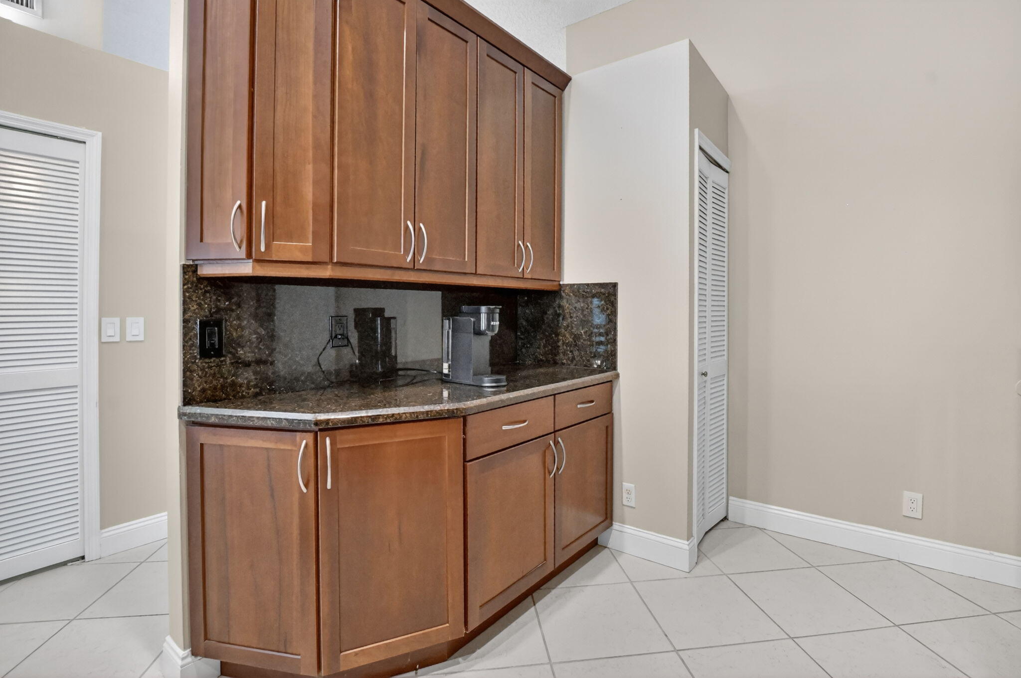 10065 Camelback Lane Property Photo 48