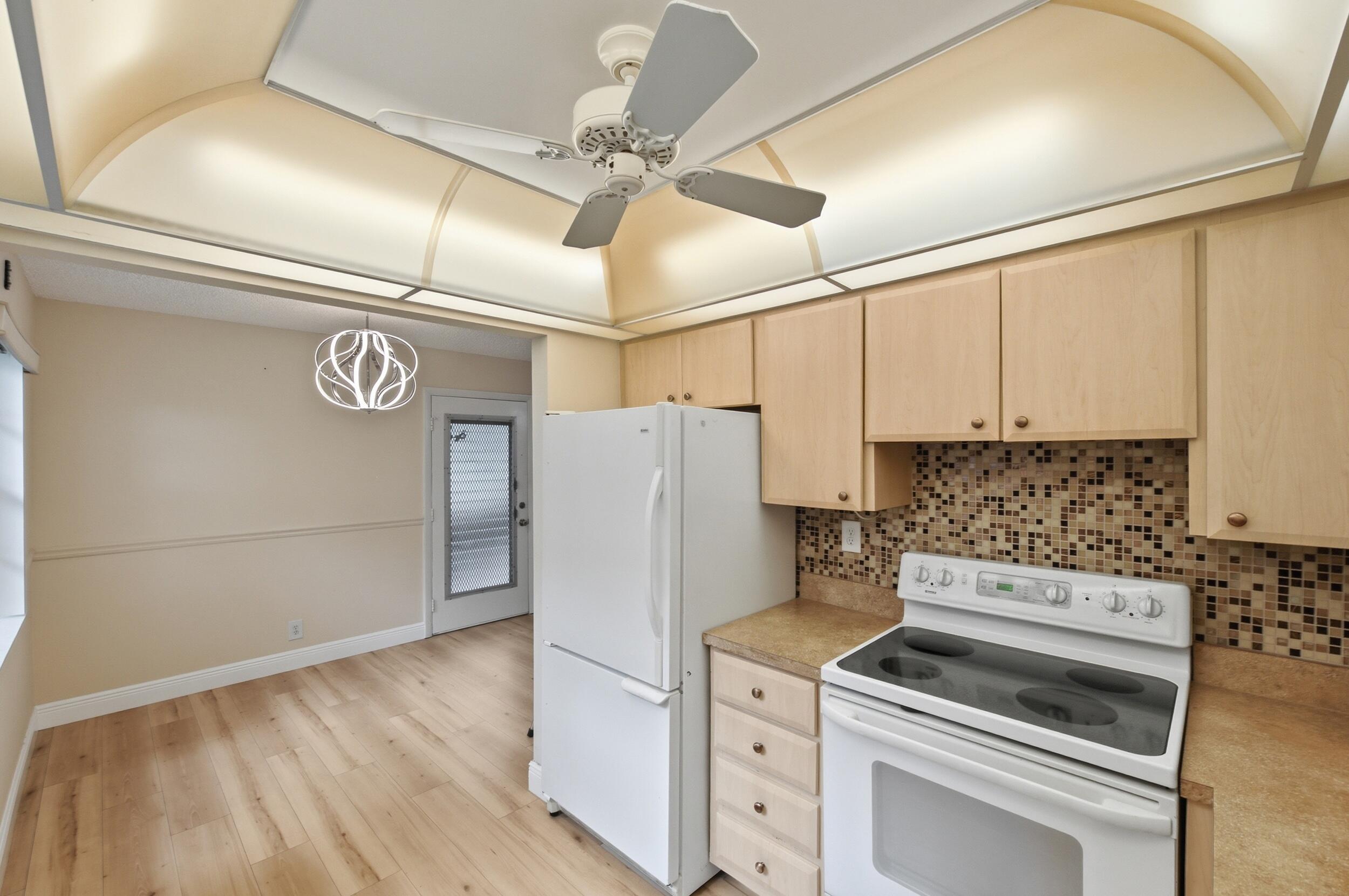442 Normandy J Property Photo 13