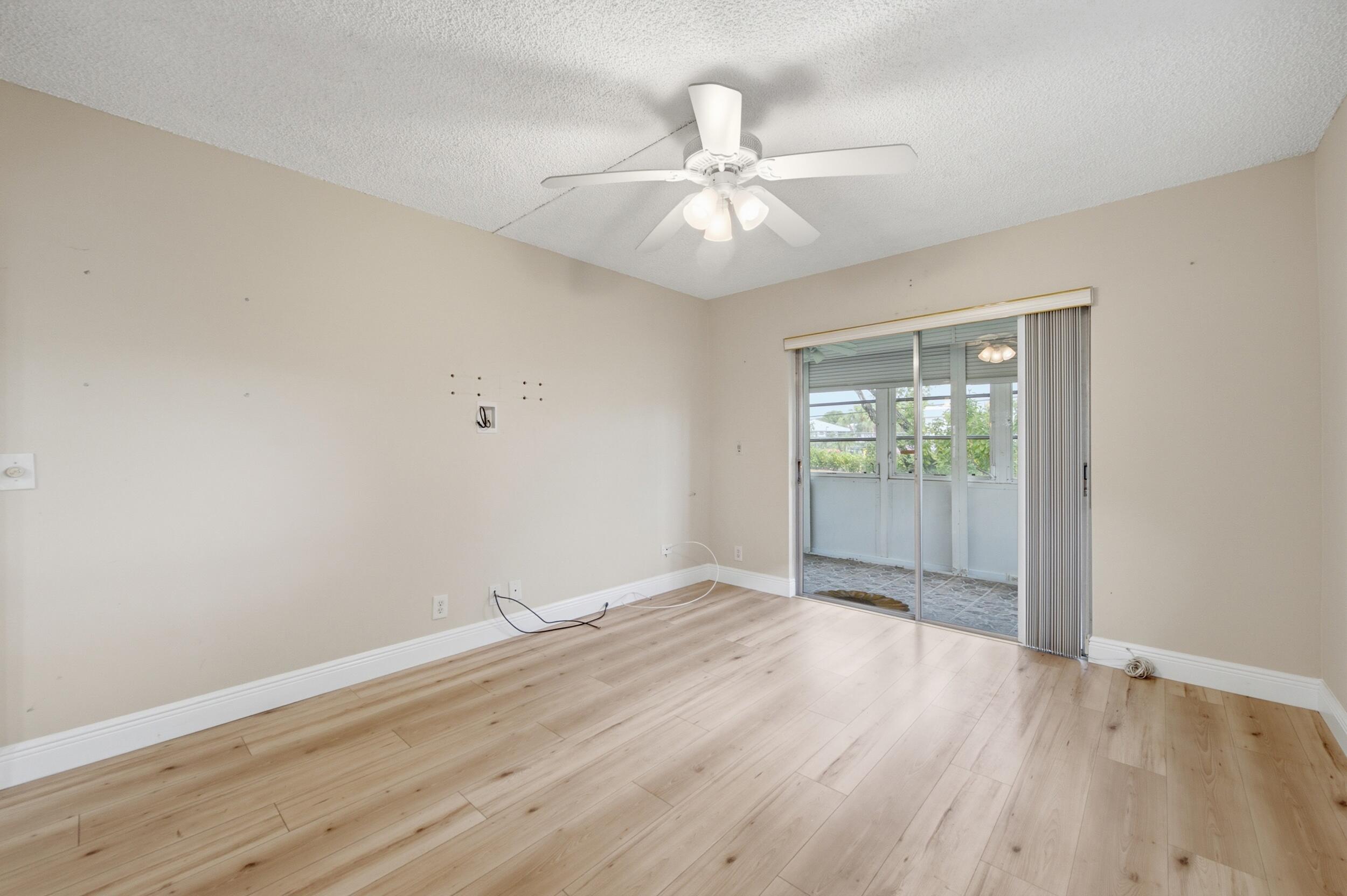 442 Normandy J Property Photo 17