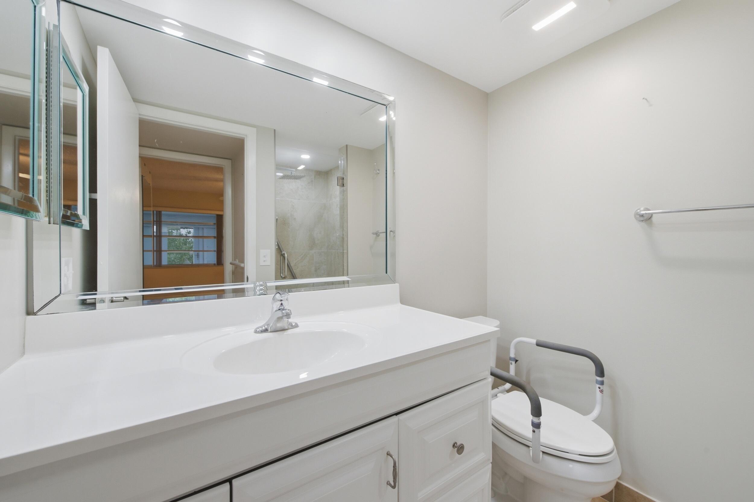442 Normandy J Property Photo 19