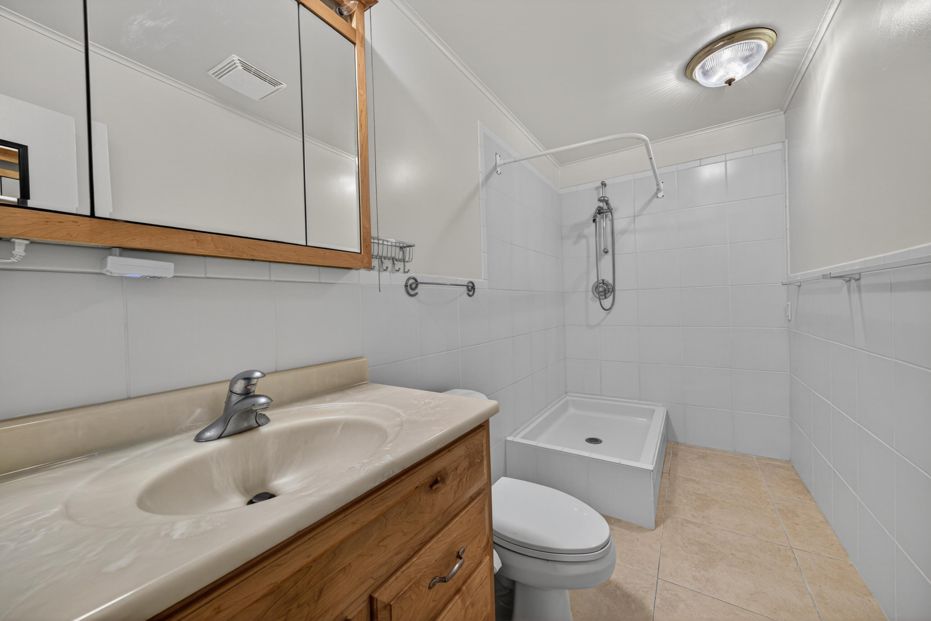 1540 Ne 40th Street Property Photo 33