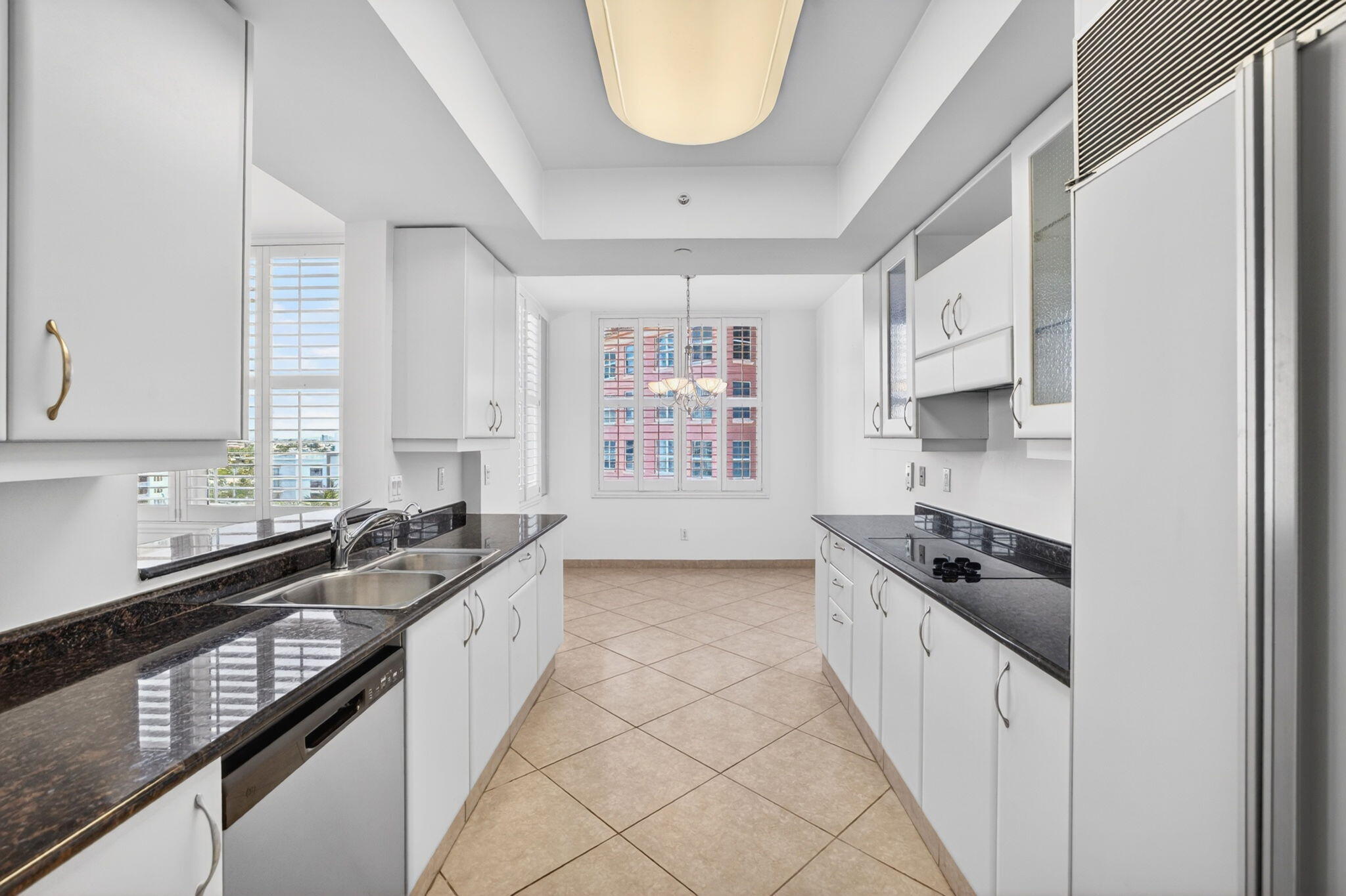 2100 N Ocean Boulevard 8b Property Photo 14