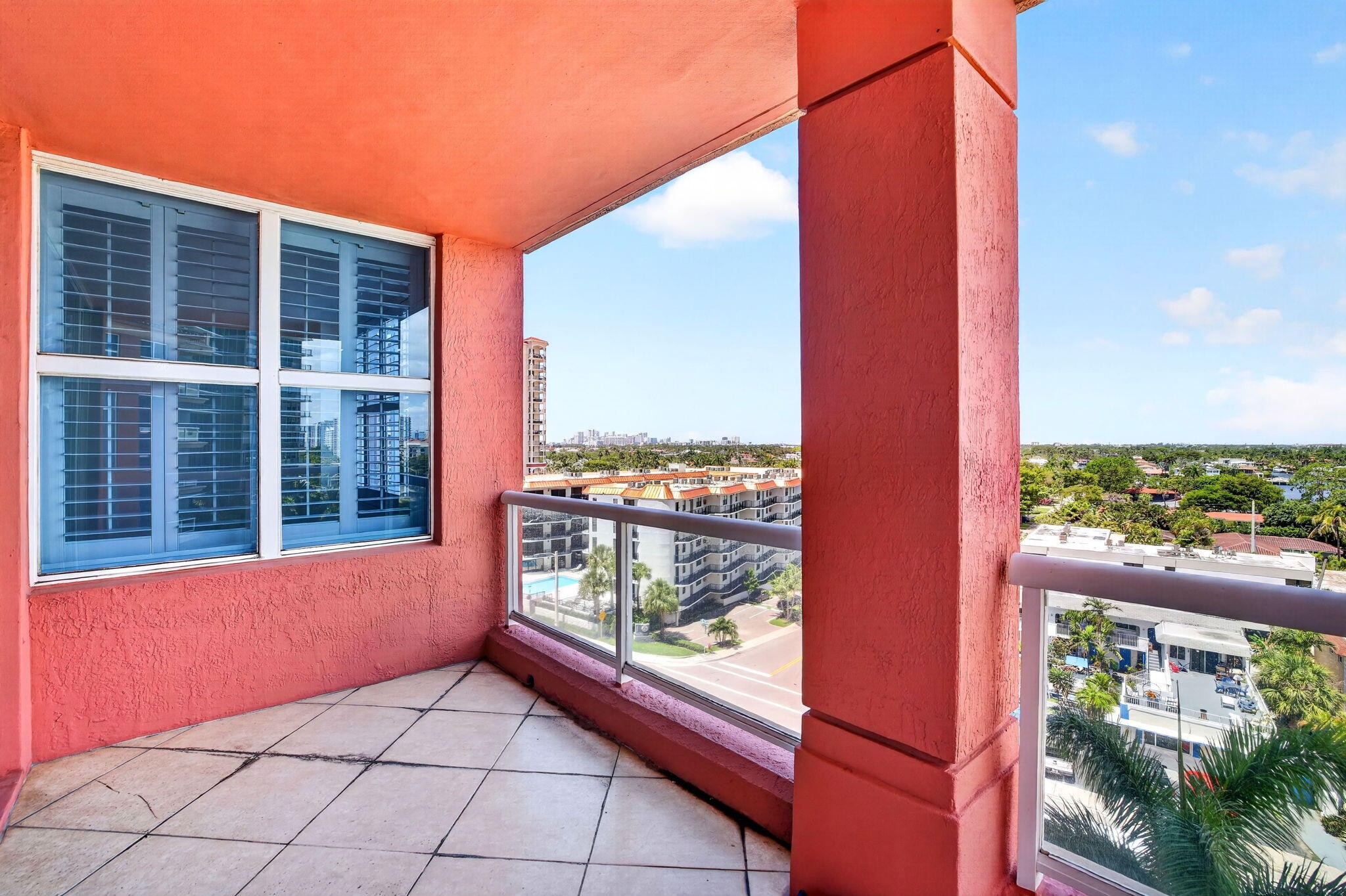 2100 N Ocean Boulevard 8b Property Photo 28
