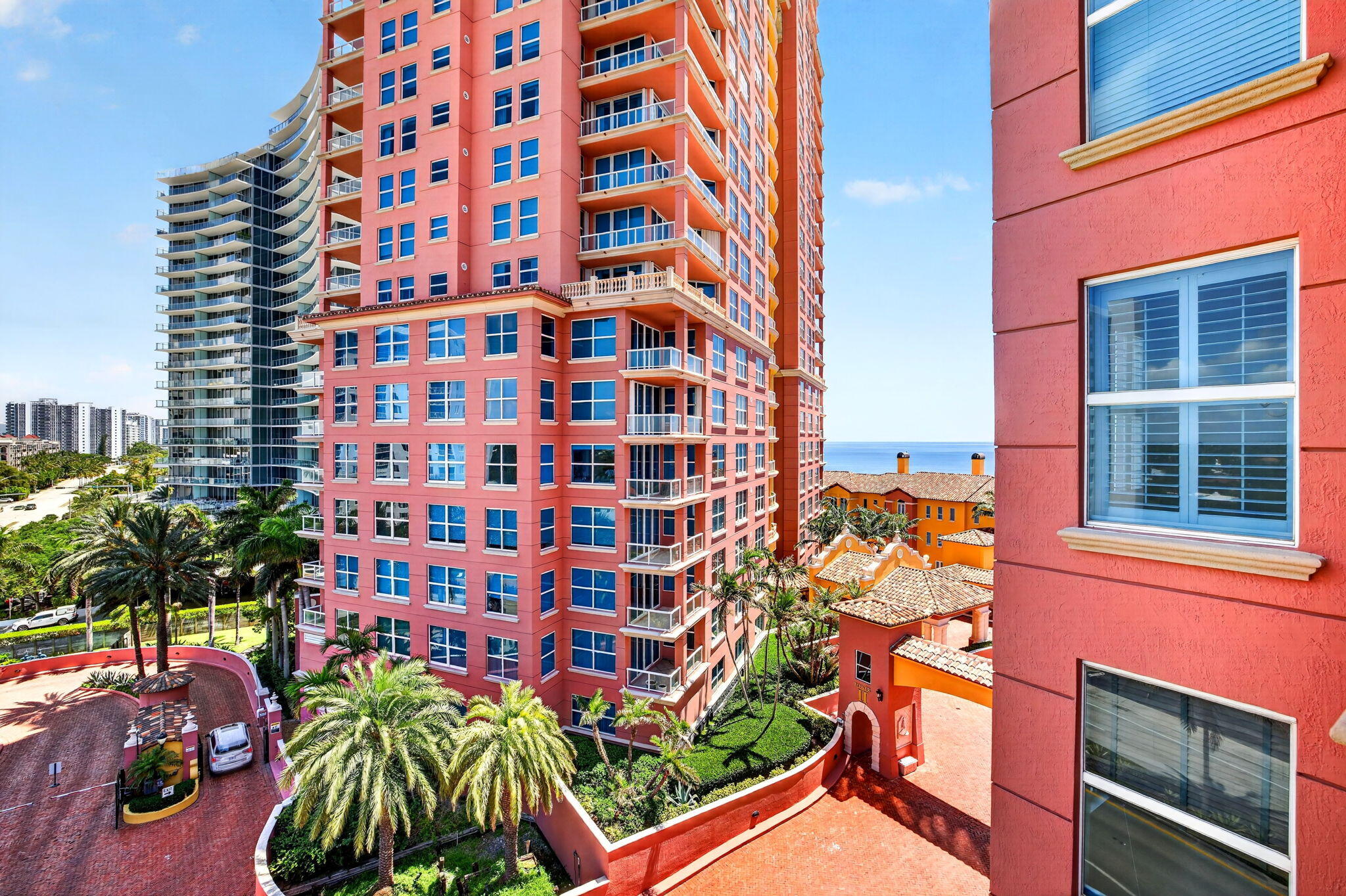 2100 N Ocean Boulevard 8b Property Photo 29