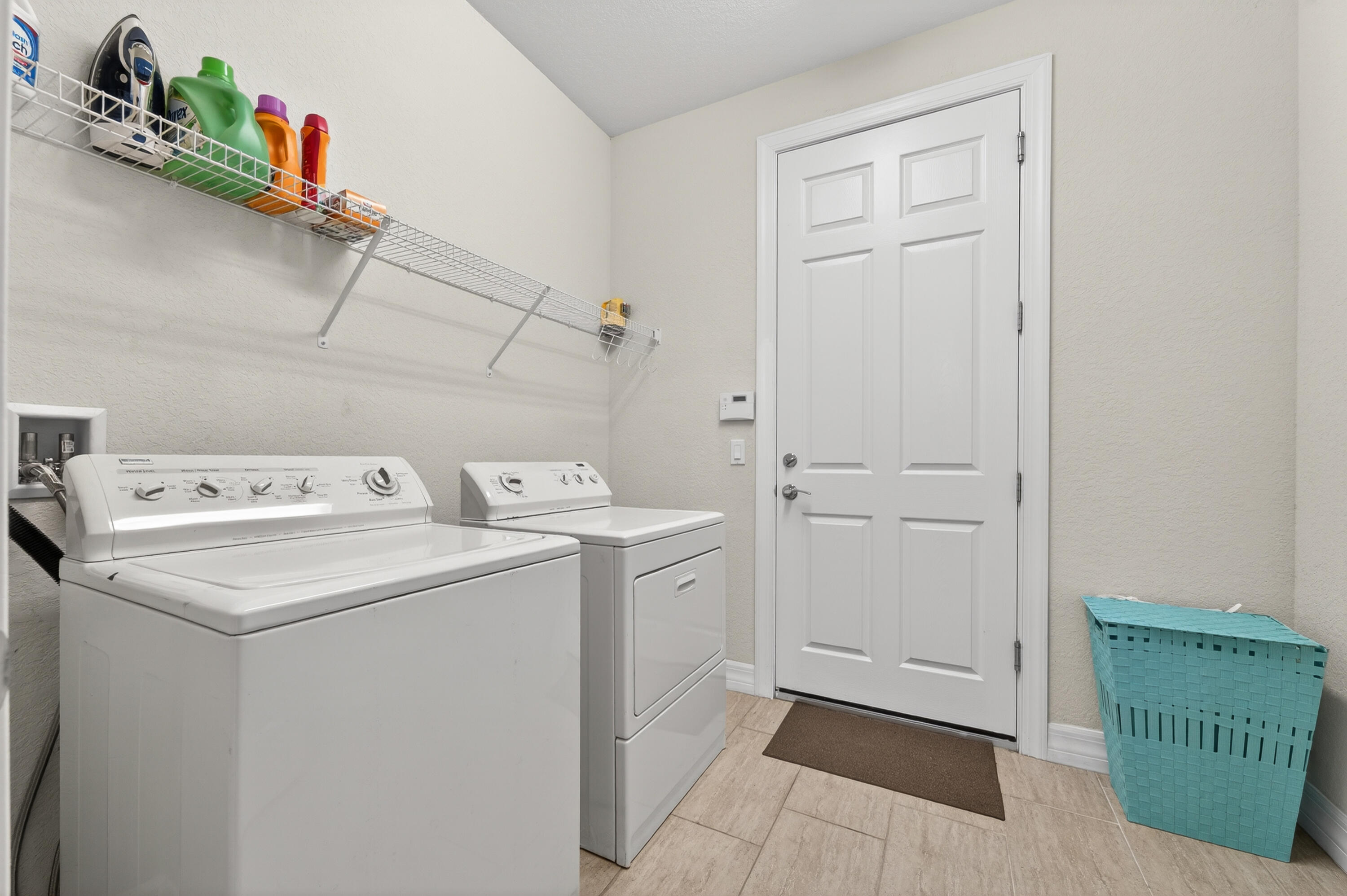 941 Sw Sea Green Street Property Photo 29