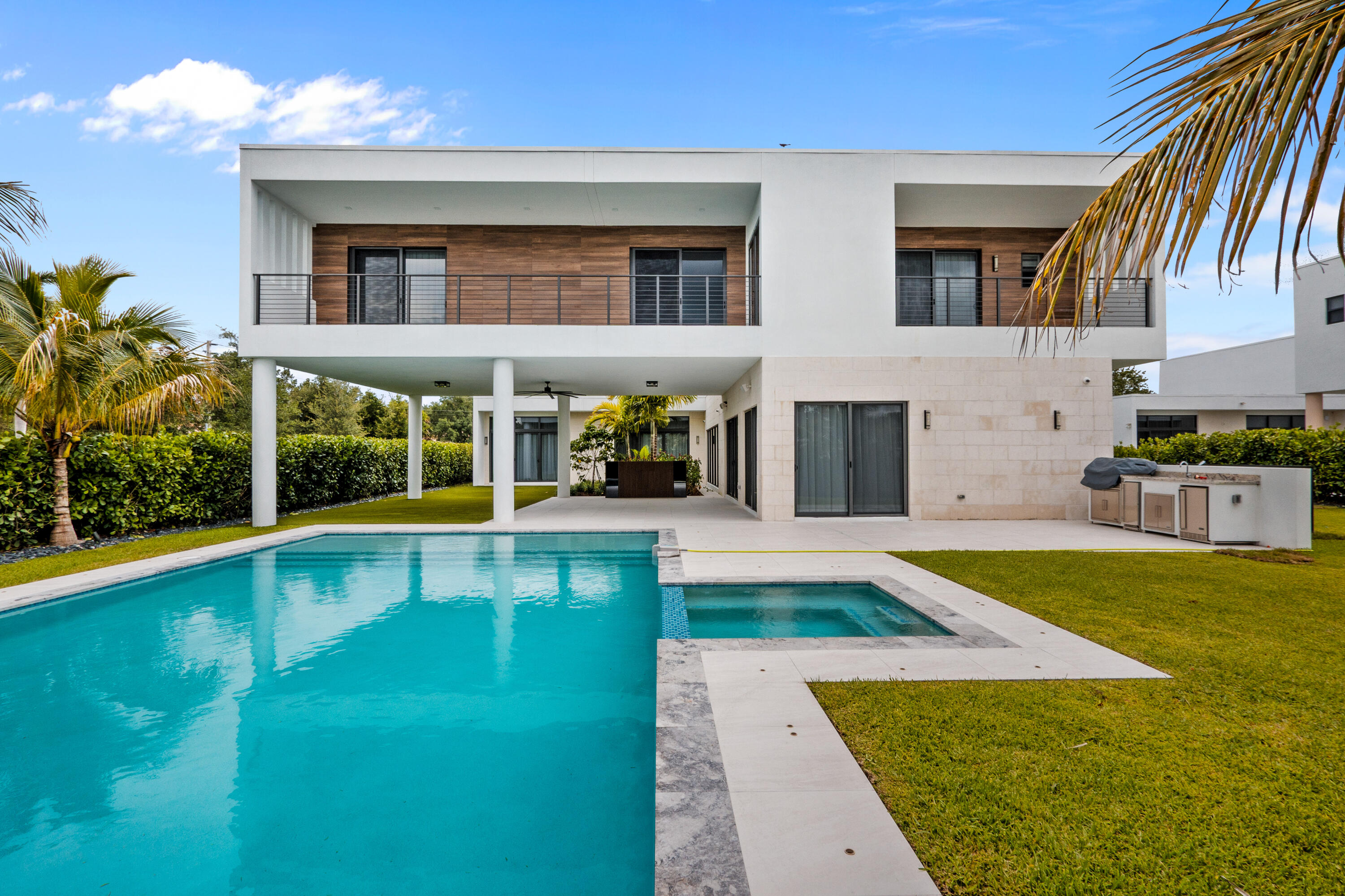 16788 Natures Way Property Photo 48