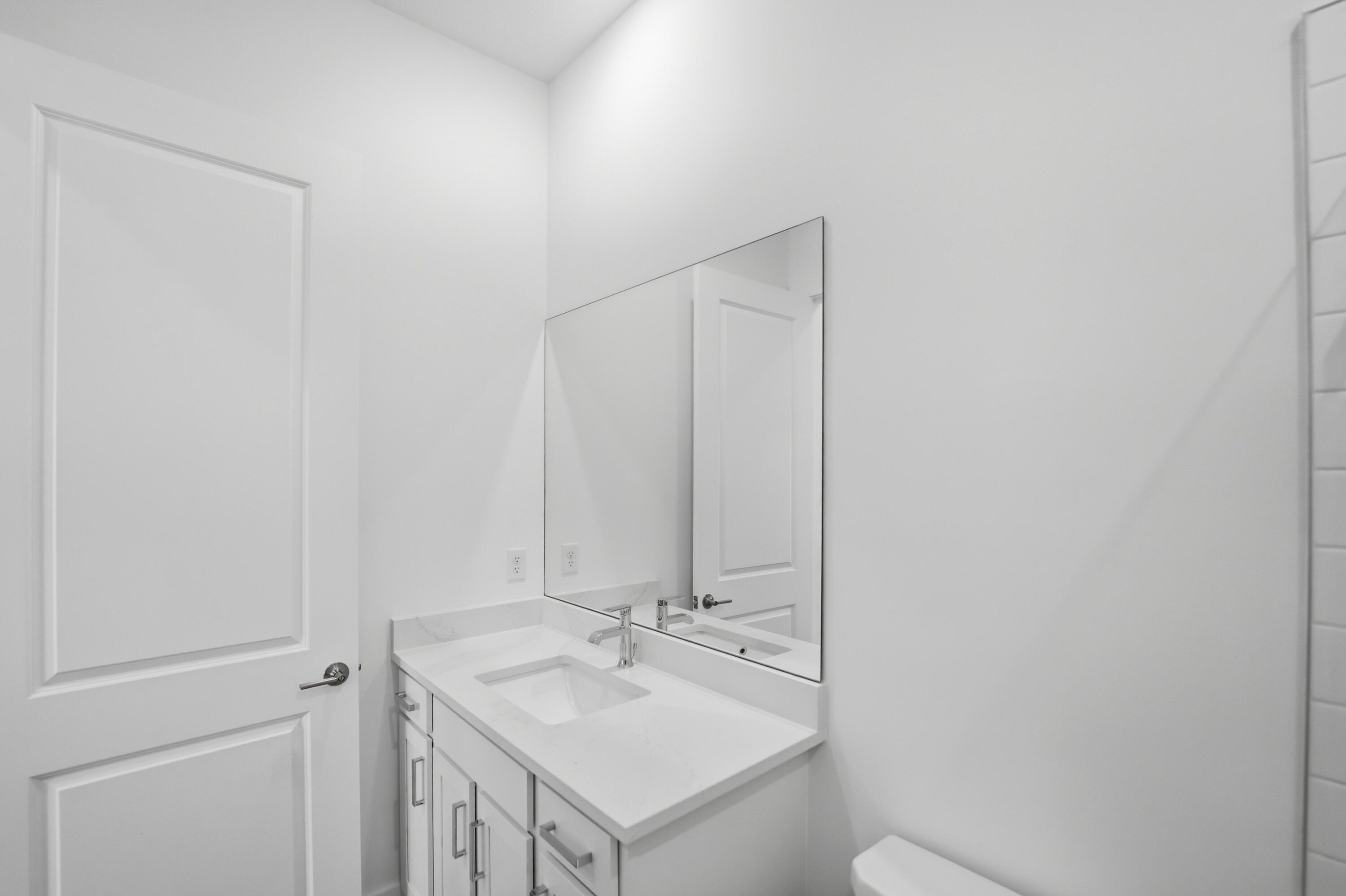 1012 Raleigh Way Property Photo 29