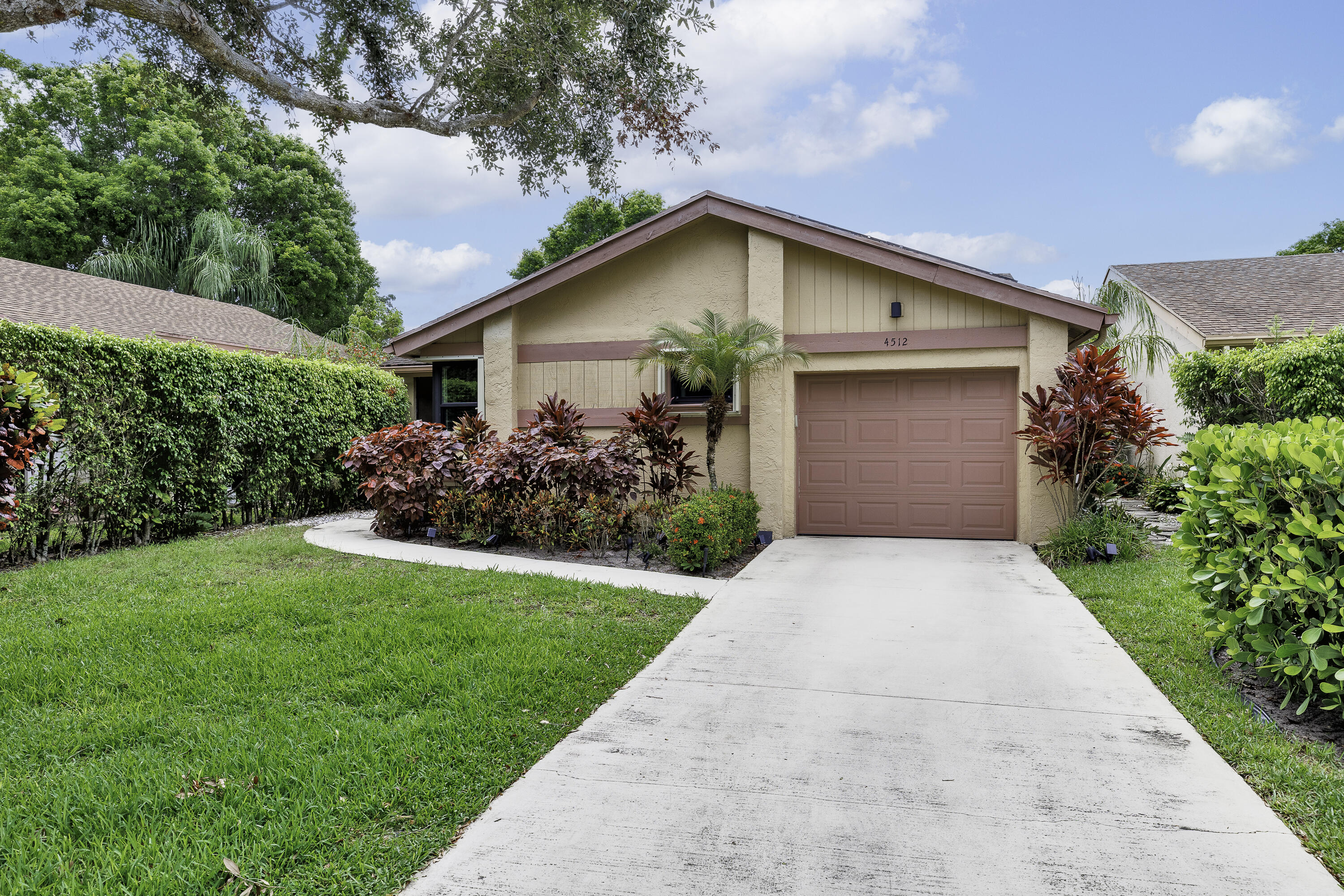4512 Cordia Circle Property Photo 1