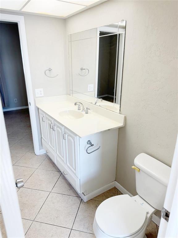 1116 Lake Terrace 214 Property Photo 22
